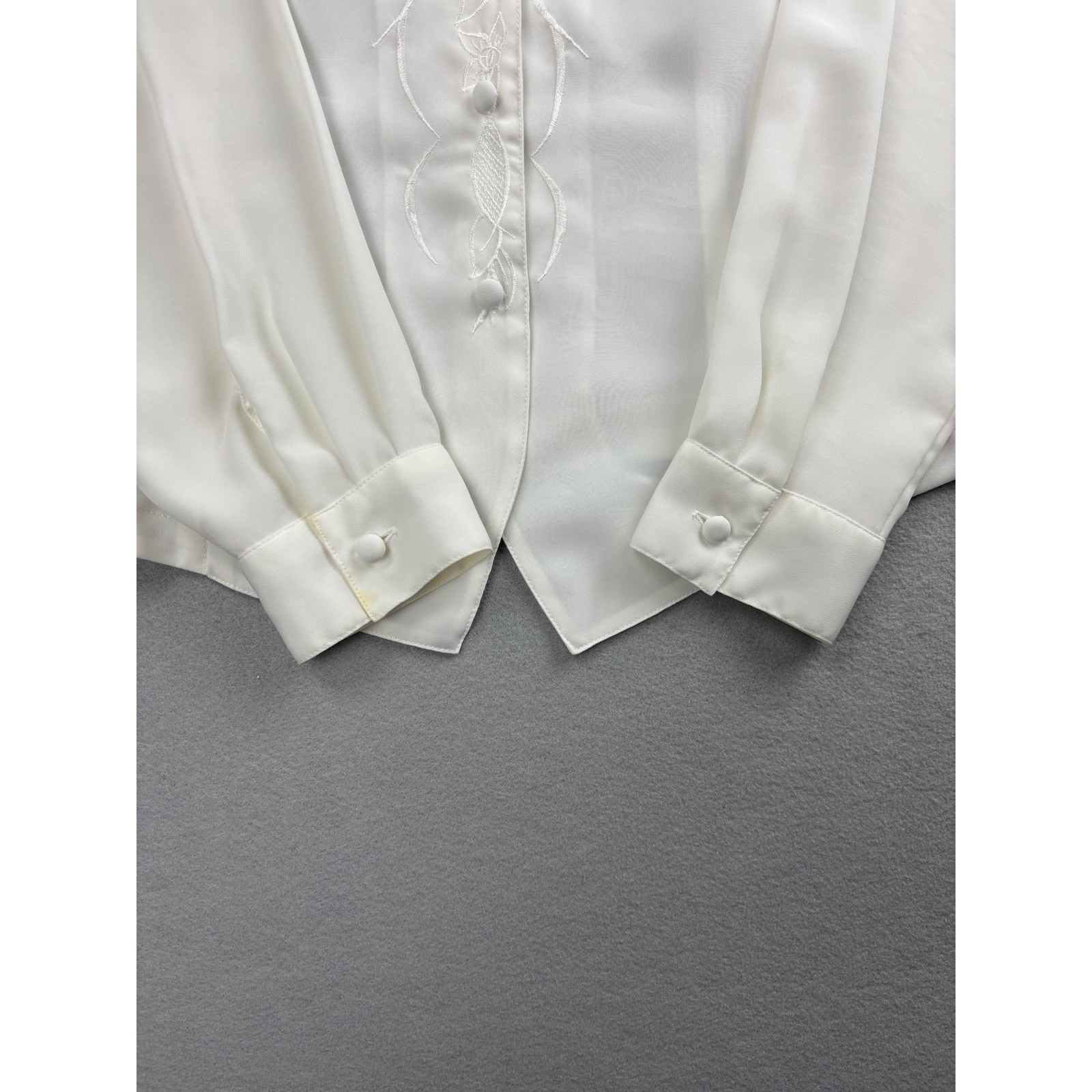 Vintage Christie & Jill White Embroidered Beaded Blouse Size 14 Long Sleeve