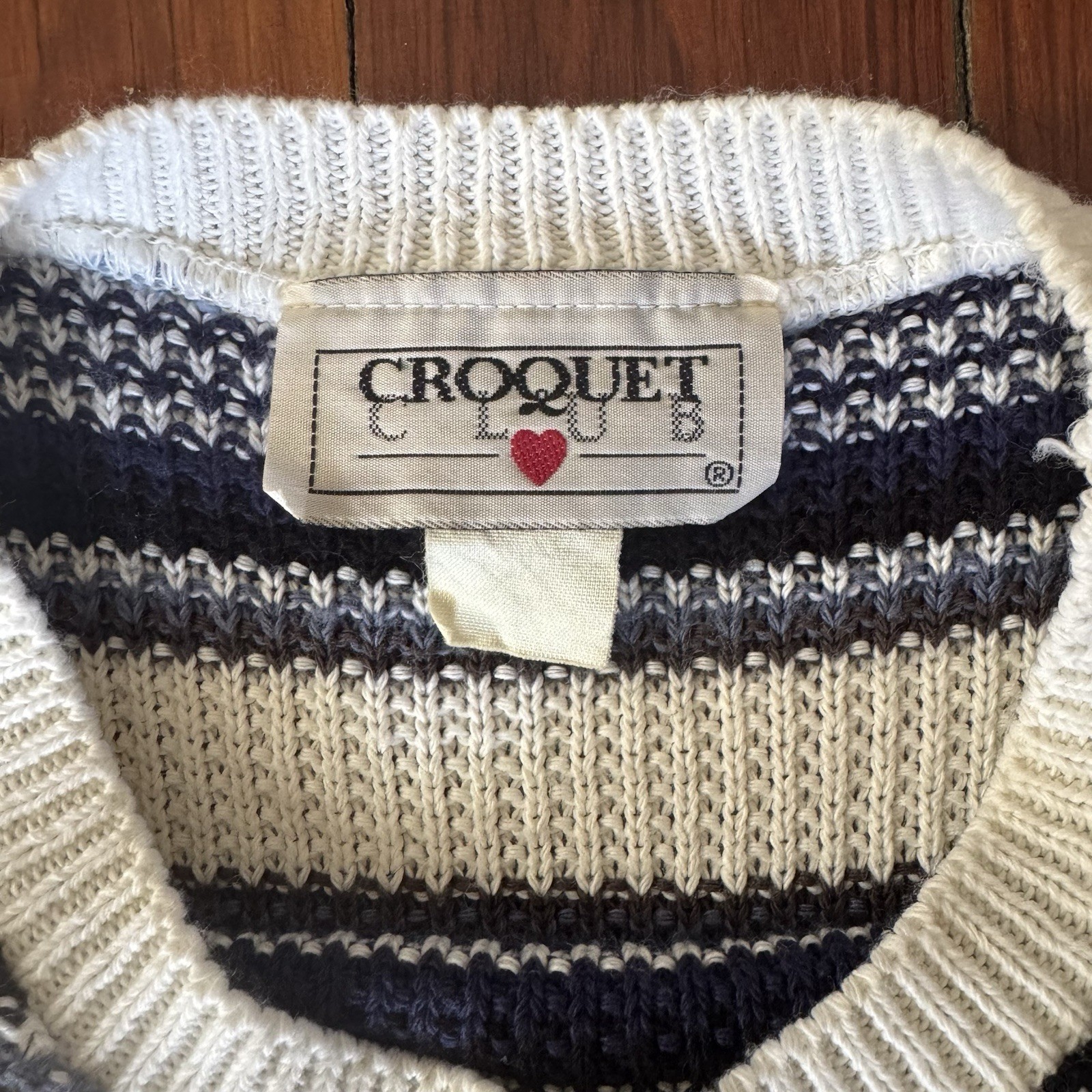 Vintage Croquet Club Women’s Striped Knit Shirt Size Small (see measurements)