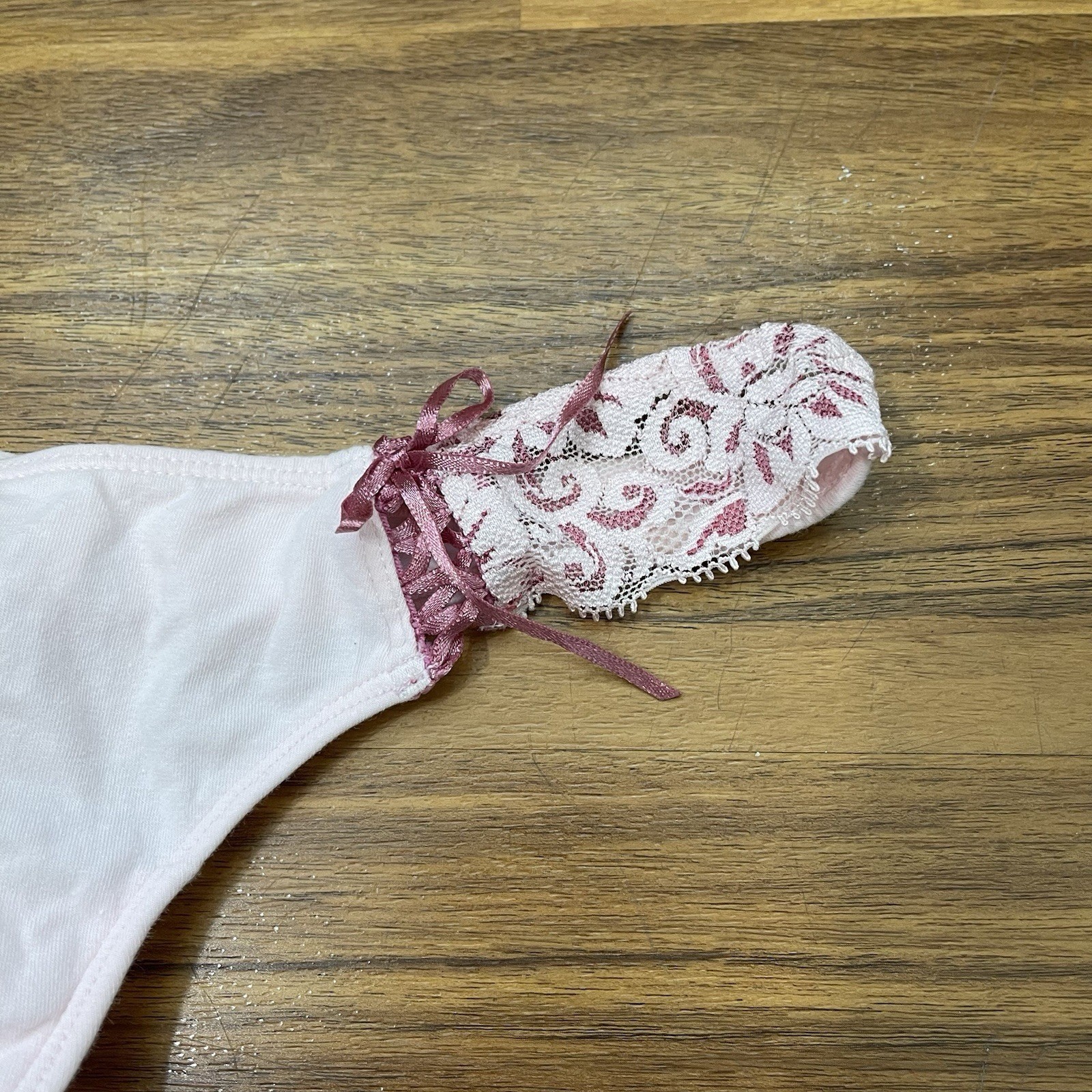 VTG Y2K M Lace Coquette Bows Thong Cotton Panties Underwear Baby Pink