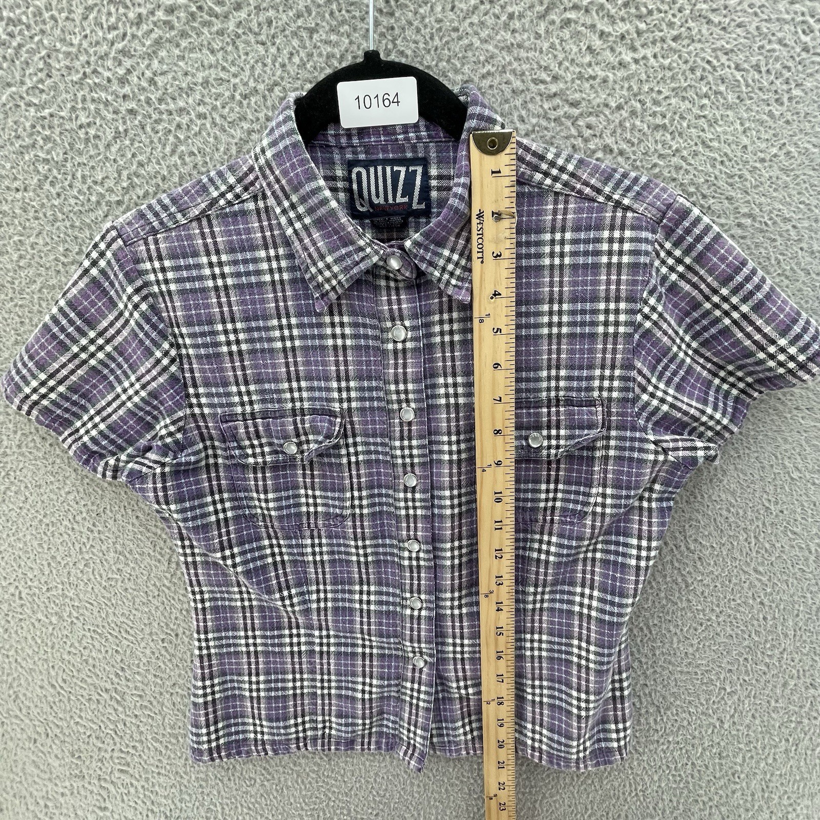 Vintage Quizz New with tags York Snaps Up Shirt Women Medium Crop Petite Purple*