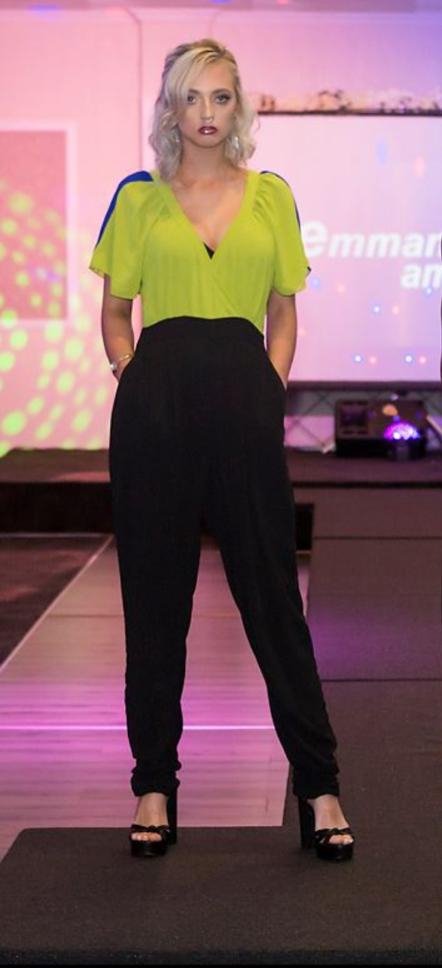 BUTTERFLY SLEEVE ONE PIECE RETRO GREEN, BLUE AND BLACK CHIFFON JUMPSUIT
