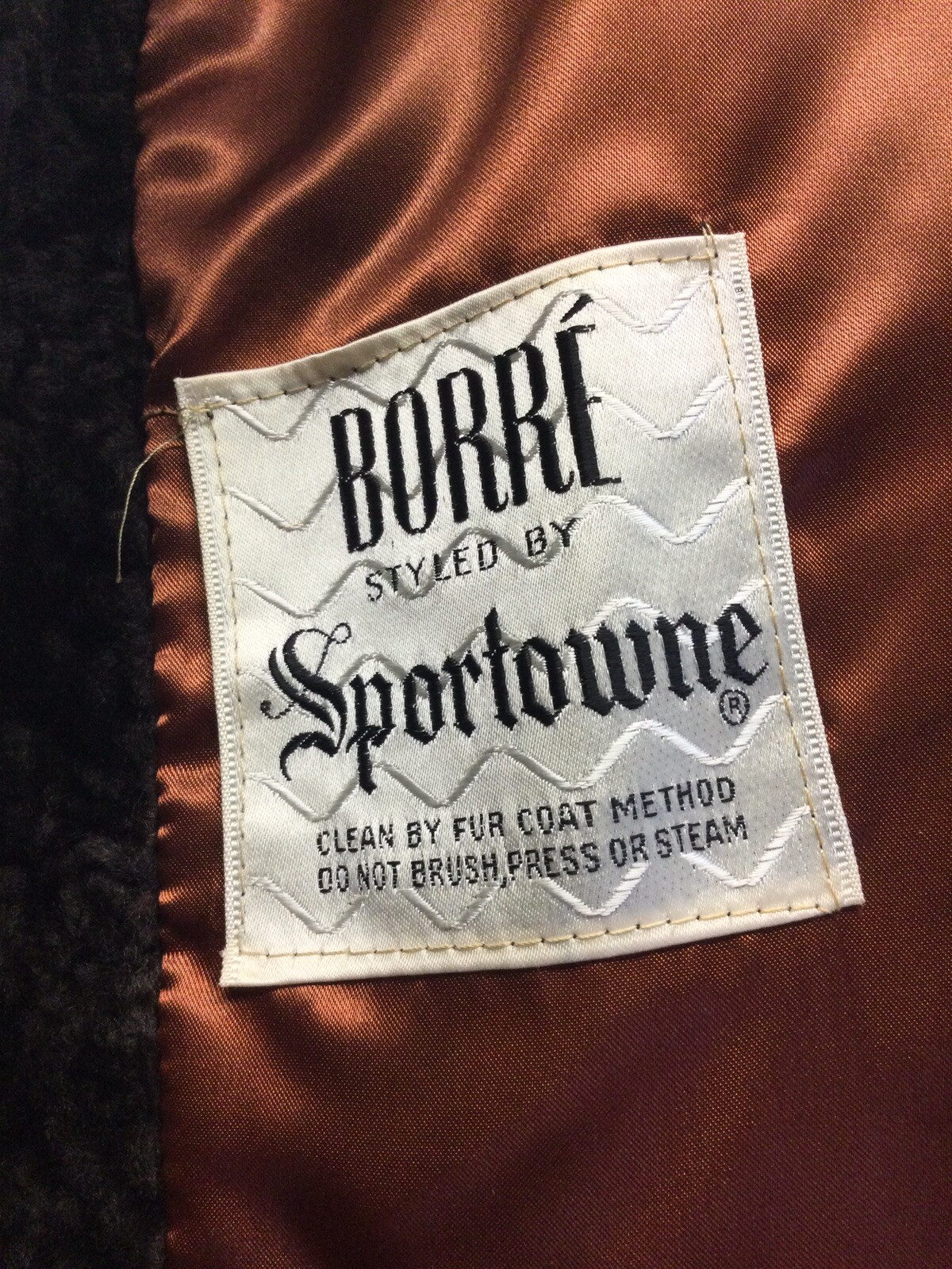 Vintage Women’s Borré Styled By Sportowne Lambs Wool Coat