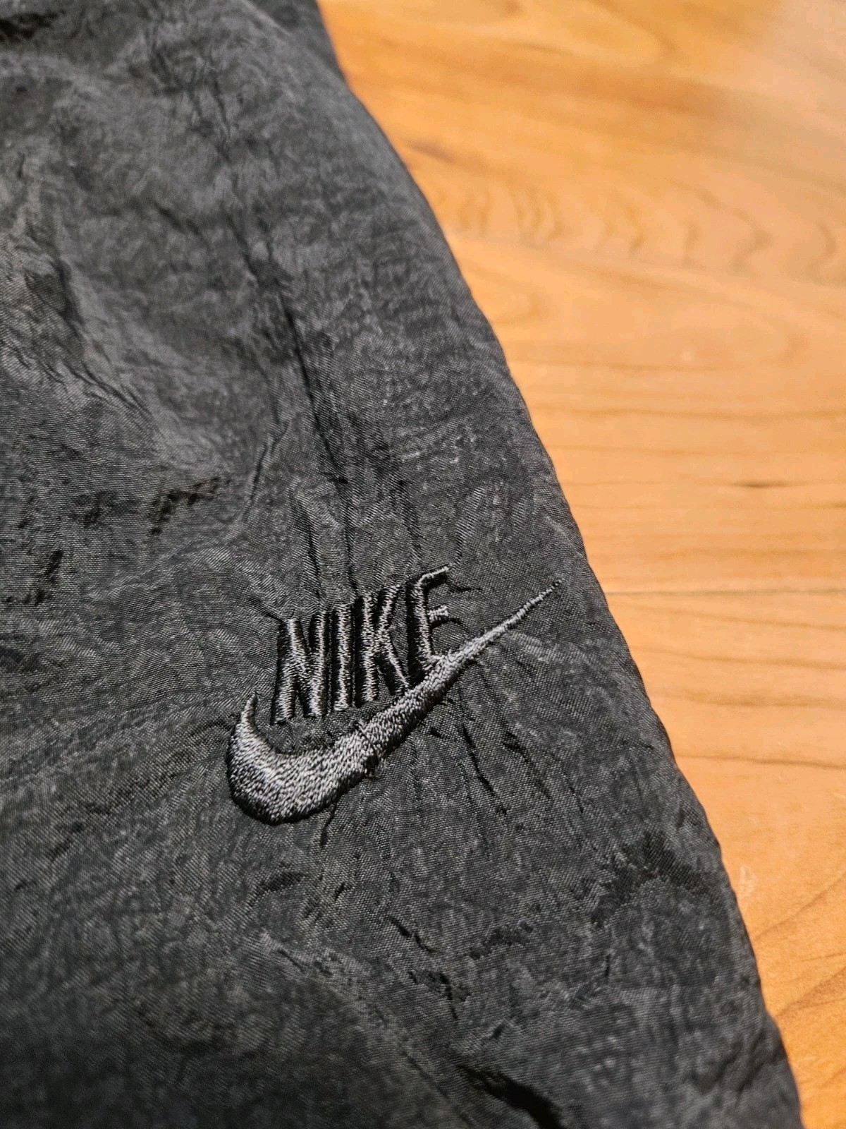 Vintage Nike Track Pants Women’s Sz Medium 8-10 Black 1990s Windbreaker Pants