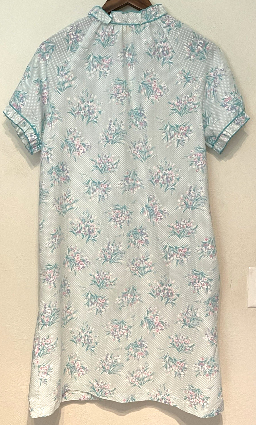 Nice N Easy L Nightgown House Coat Blue Floral Smocked Pearl Snap Vintage