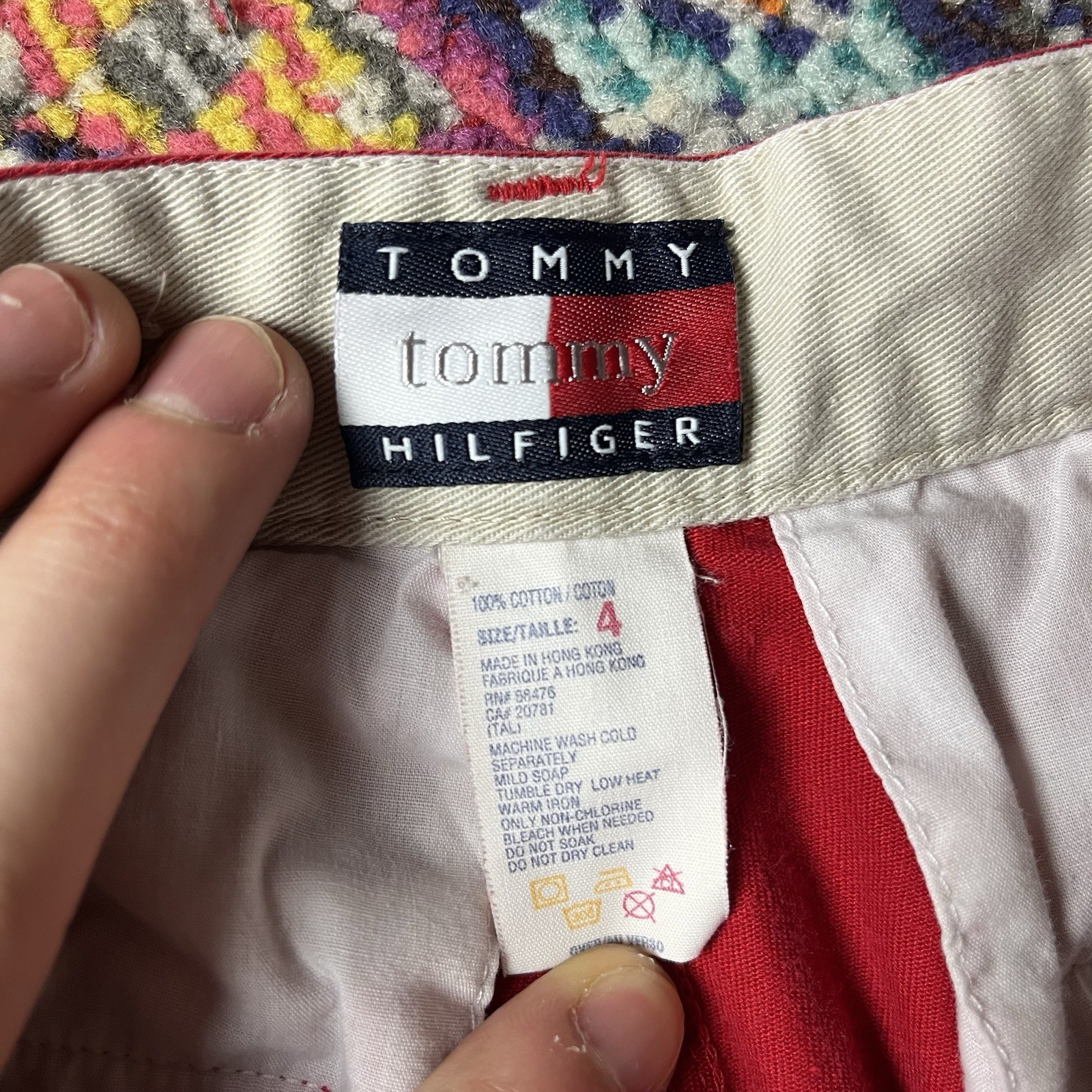 Vintage 90s Women’s Tommy Hilfiger Pleated Red Shorts Size 4 Preppy Summer Light