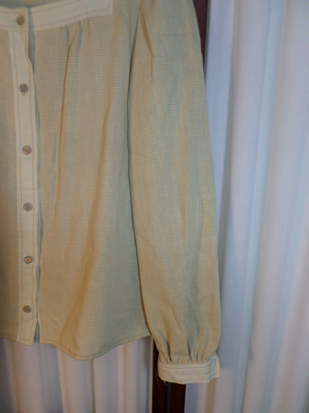 Beautiful Vintage Rona Women’s Button Up Long Sleeve Beige Checkered Blouse-12