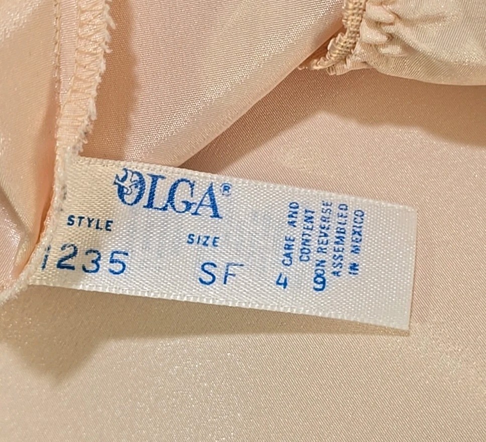 Olga Taffeta Half Slip Vintage Polyester Noisy Swish Waist 24″-32″ Length 25″