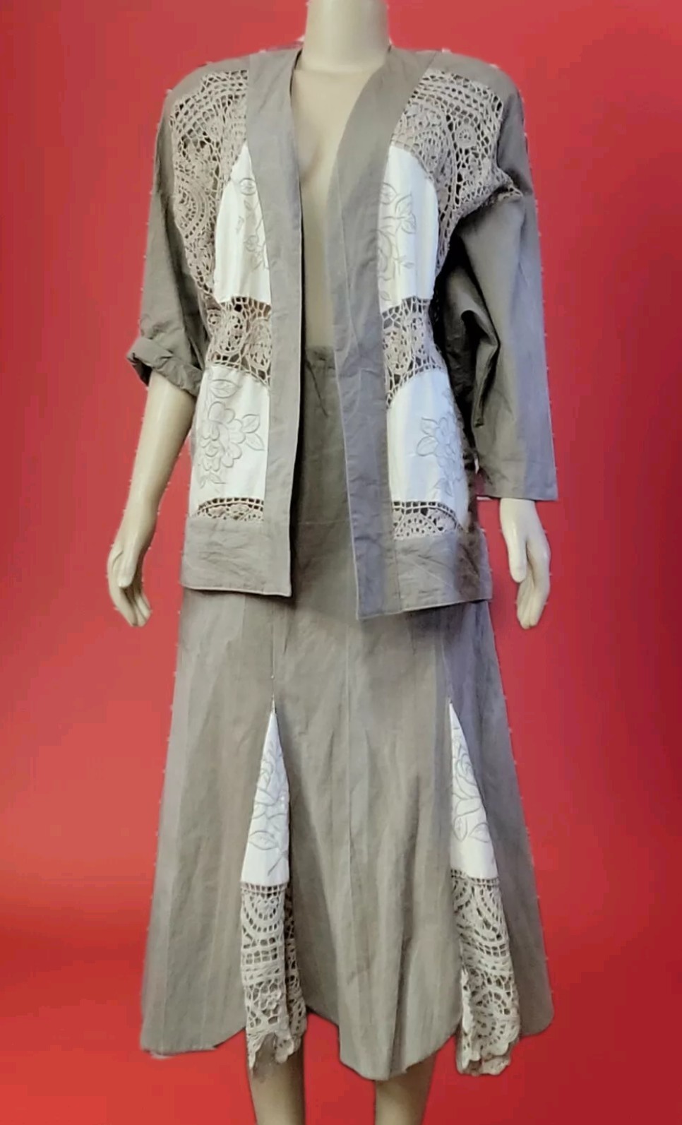 Lim’s VTG 2 Piece Set Cream Taupe Jacket & Skirt Crochet Embroidered Size M #C2