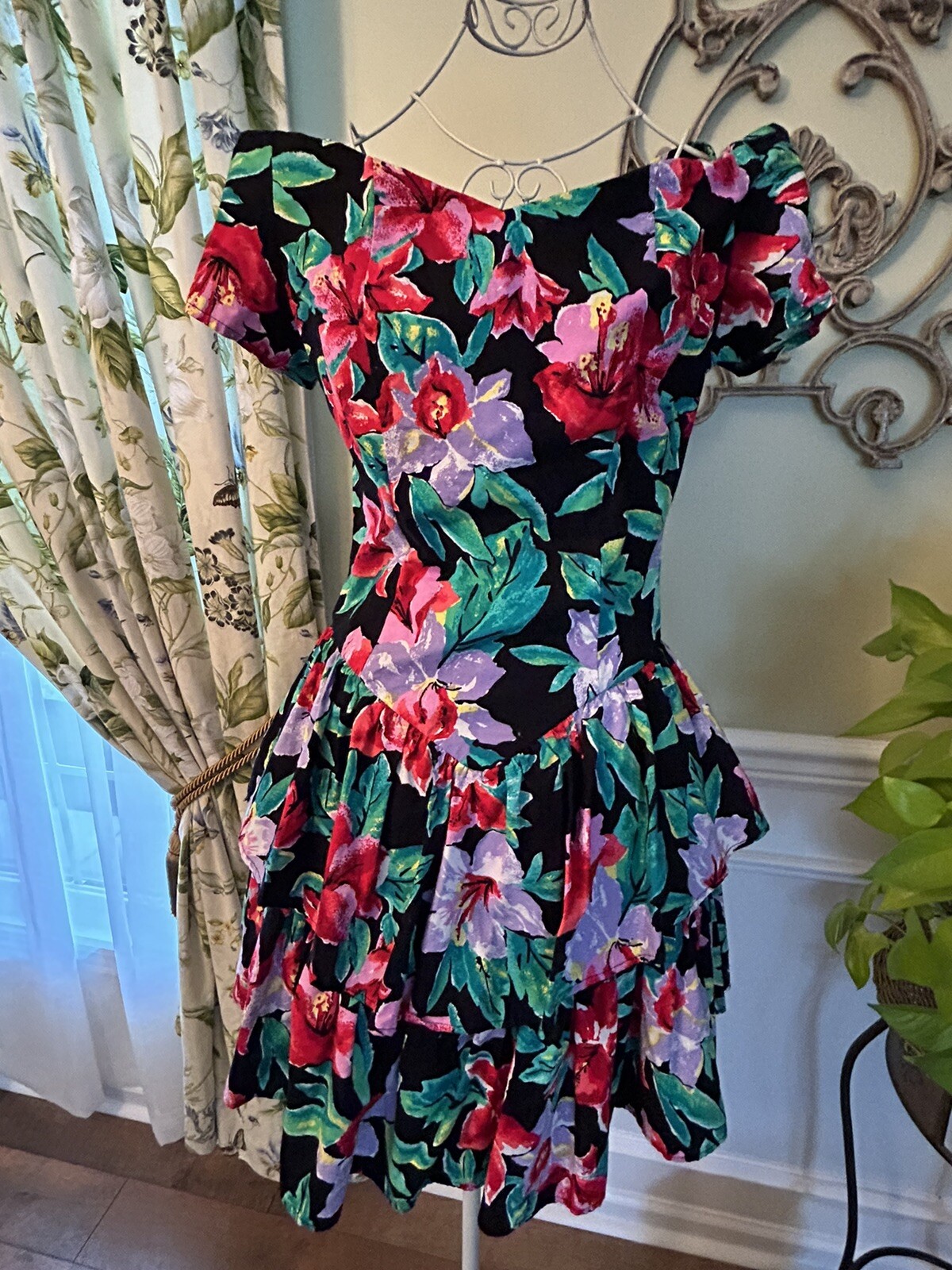 Vintage 80’s Byer Too Tropical Floral Dress Ruffle Flounce Off Shoulder Small 7