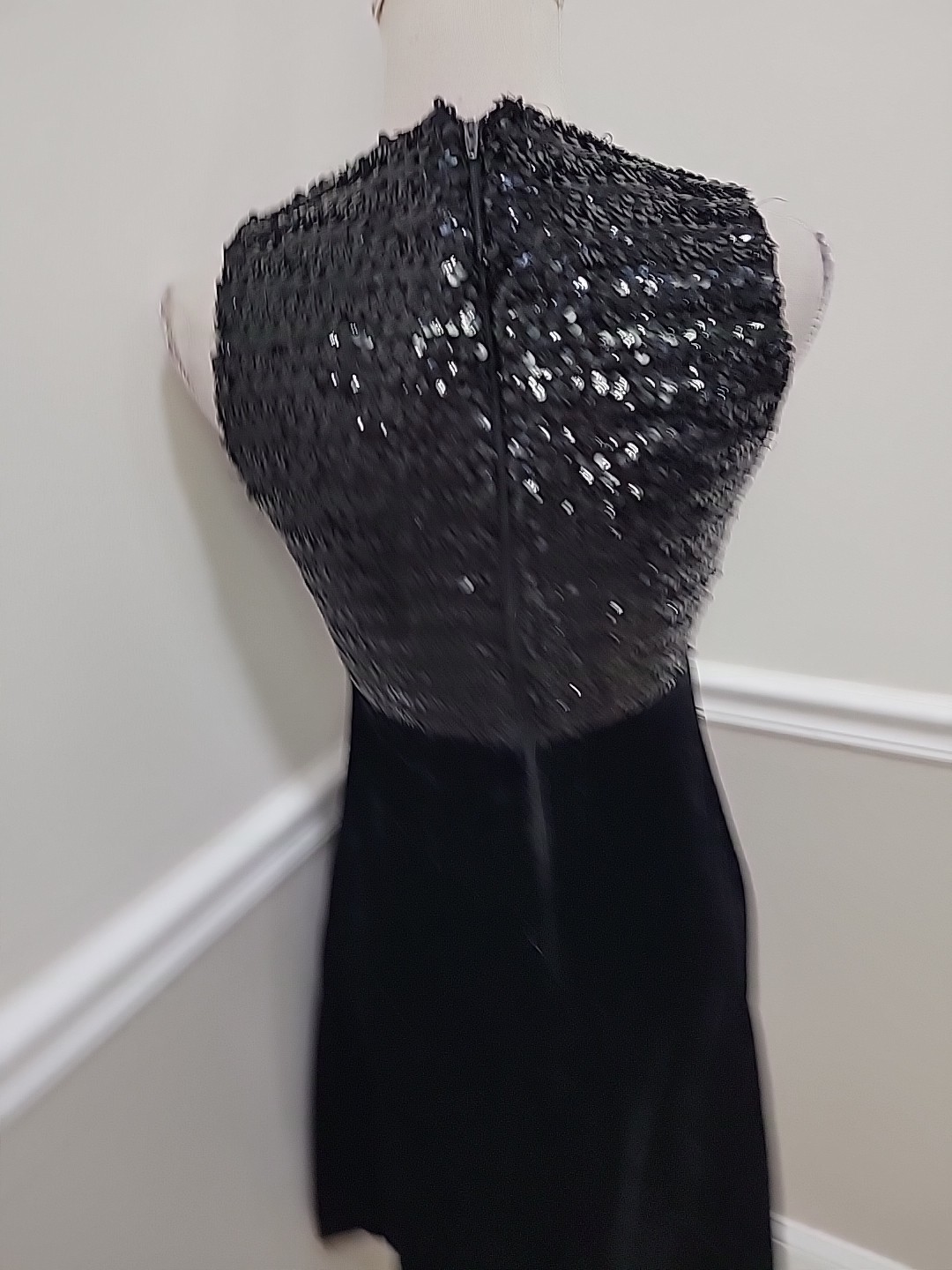 VTG 60s The Kollection Ltd Black Velvet Evening Gown – Sequin Bodice,Mod GoGo