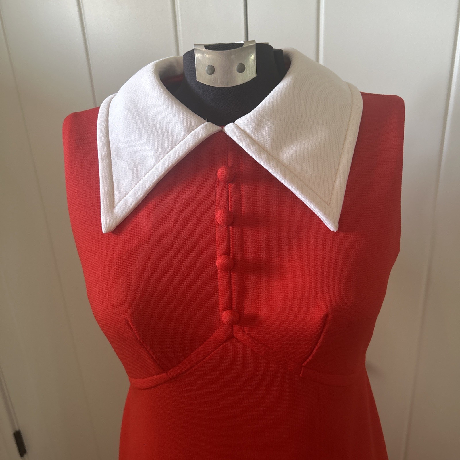 Vintage 1970’s Vicky Petite Empire Waist Polyester Red Maxi Dress White Collar