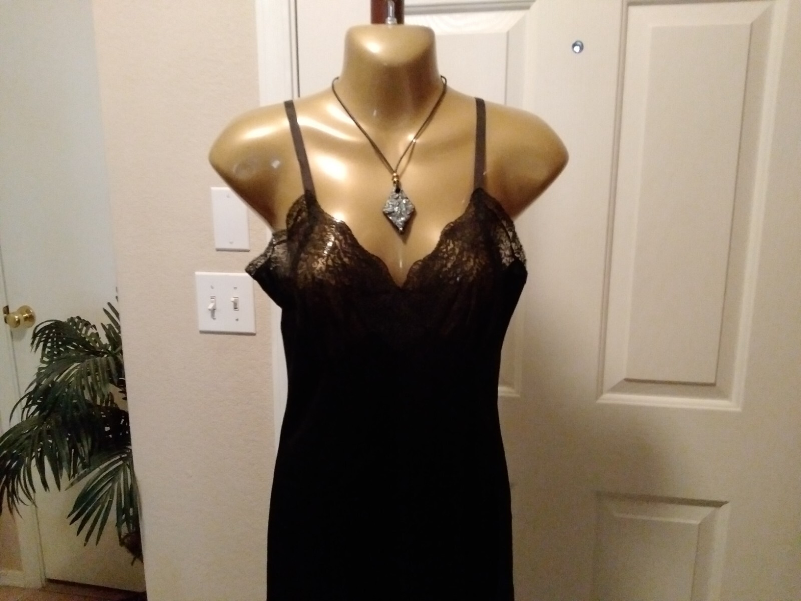 Womans Vintage Full Slip Dress Chemise European SZ Small Black Full Lace Bodice