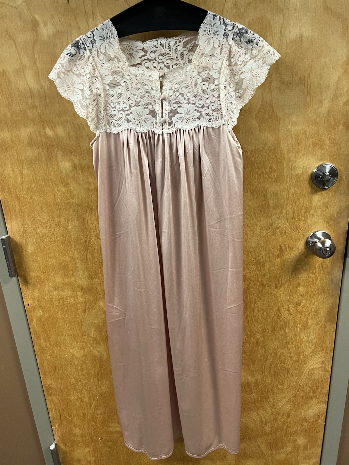 vtg shadowline nightgown Size XS 1970s Or 80s
