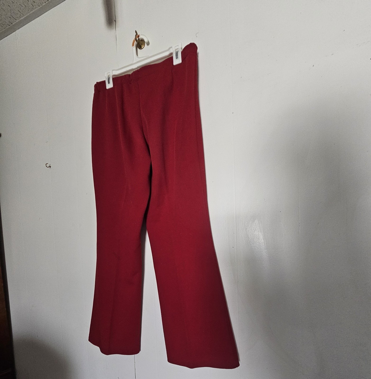 VNT Queens-Way To Fashion 37″ Elastic Waistband RED Slacks