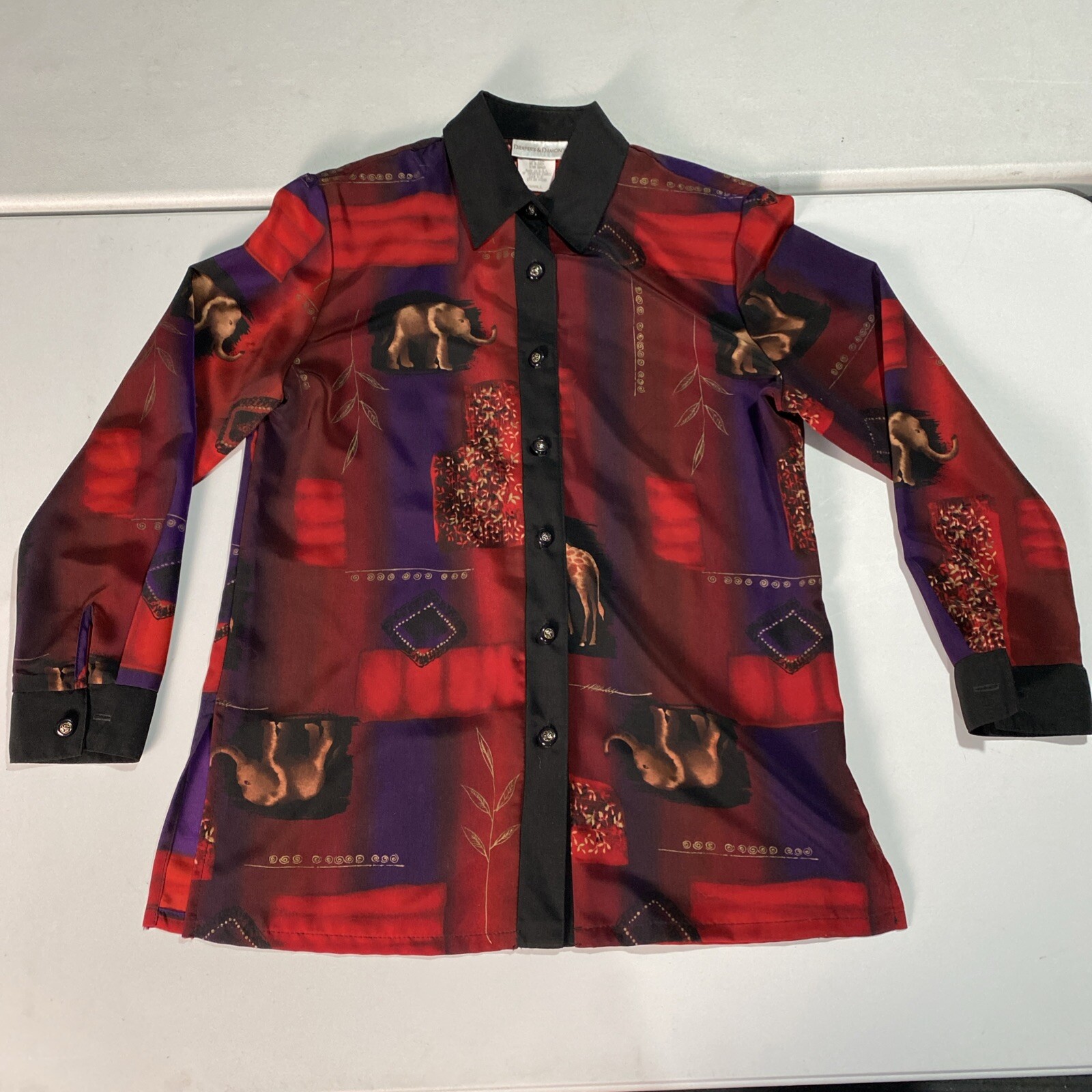 Draper’s and Damon’s 80’s Buttoned Elephant and Giraffe Top Blouse Petite Small