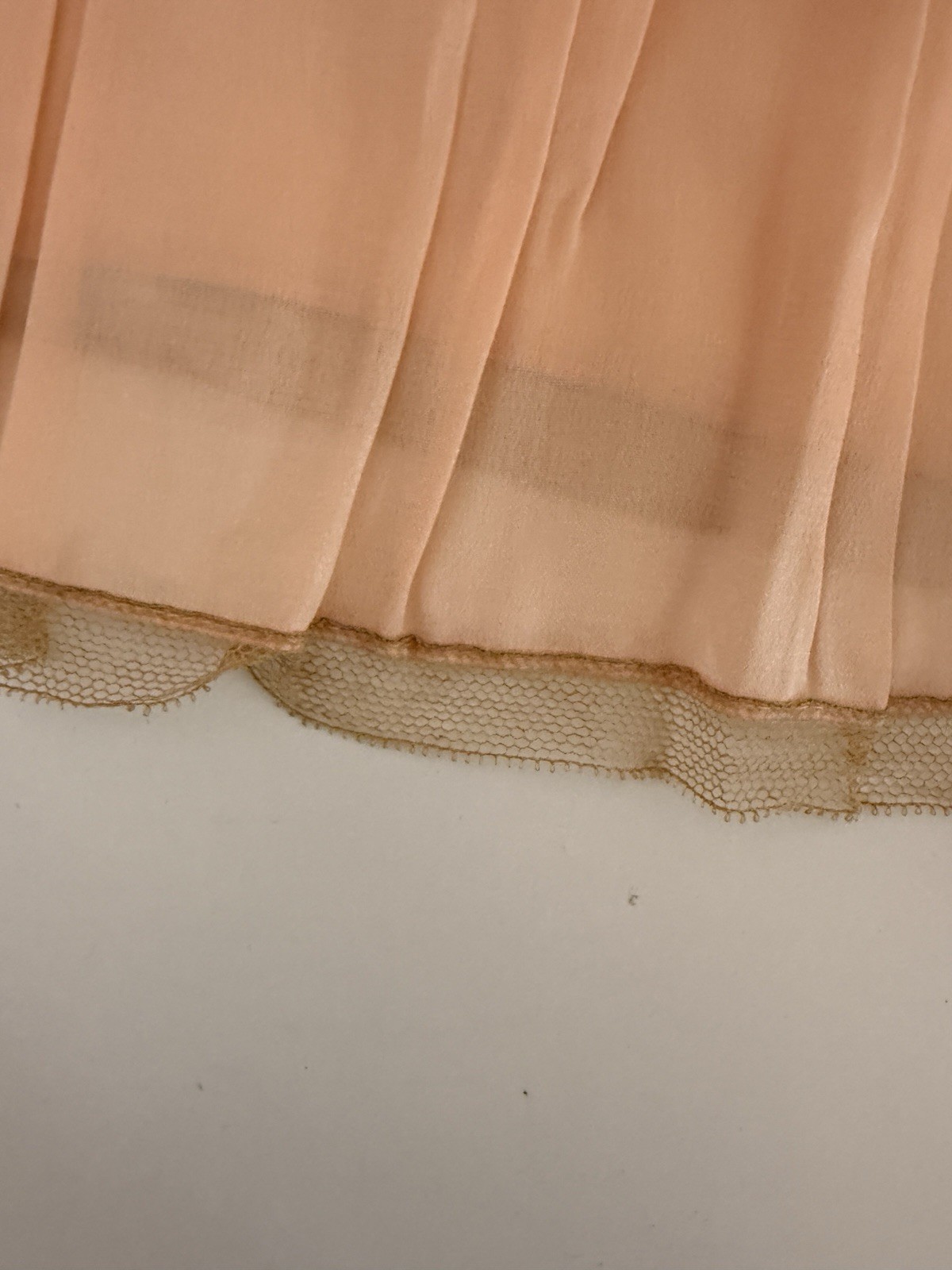 Vintage 1930s Peach Nightgown w Lace Trim & Ribbons, Lace Hollywood Glam Look