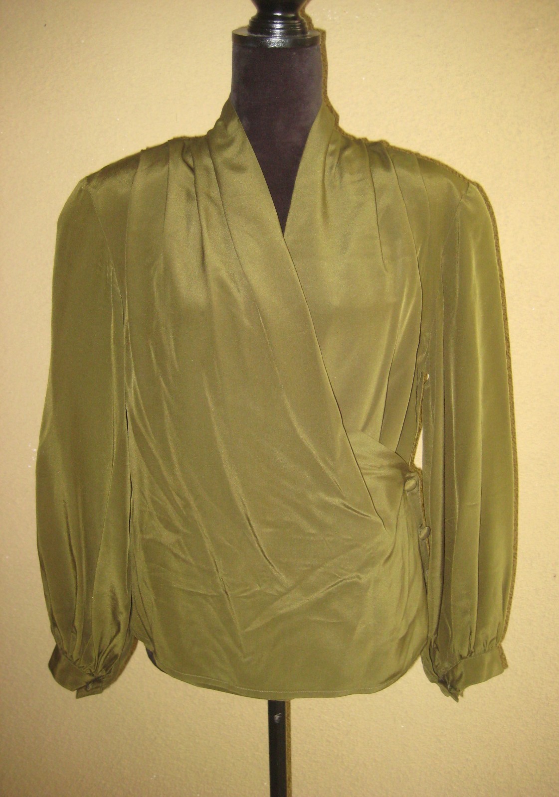 Vintage Mr Jax 100% silk olive green wrap shoulder pads long sleeve blouse 8