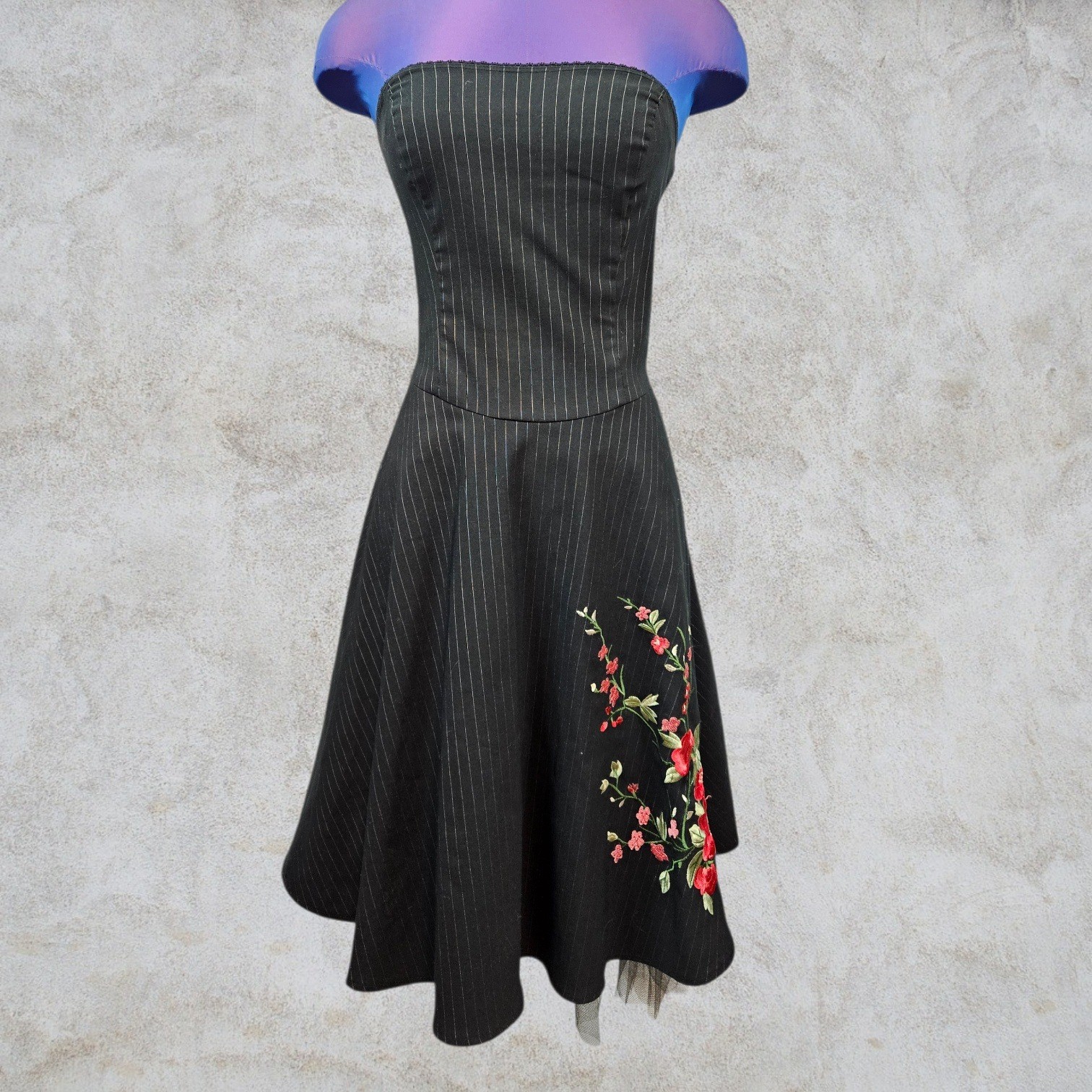 Vintage La Belle Pinstripe Strapless Midi Dress Floral Embroidery Black Red USA