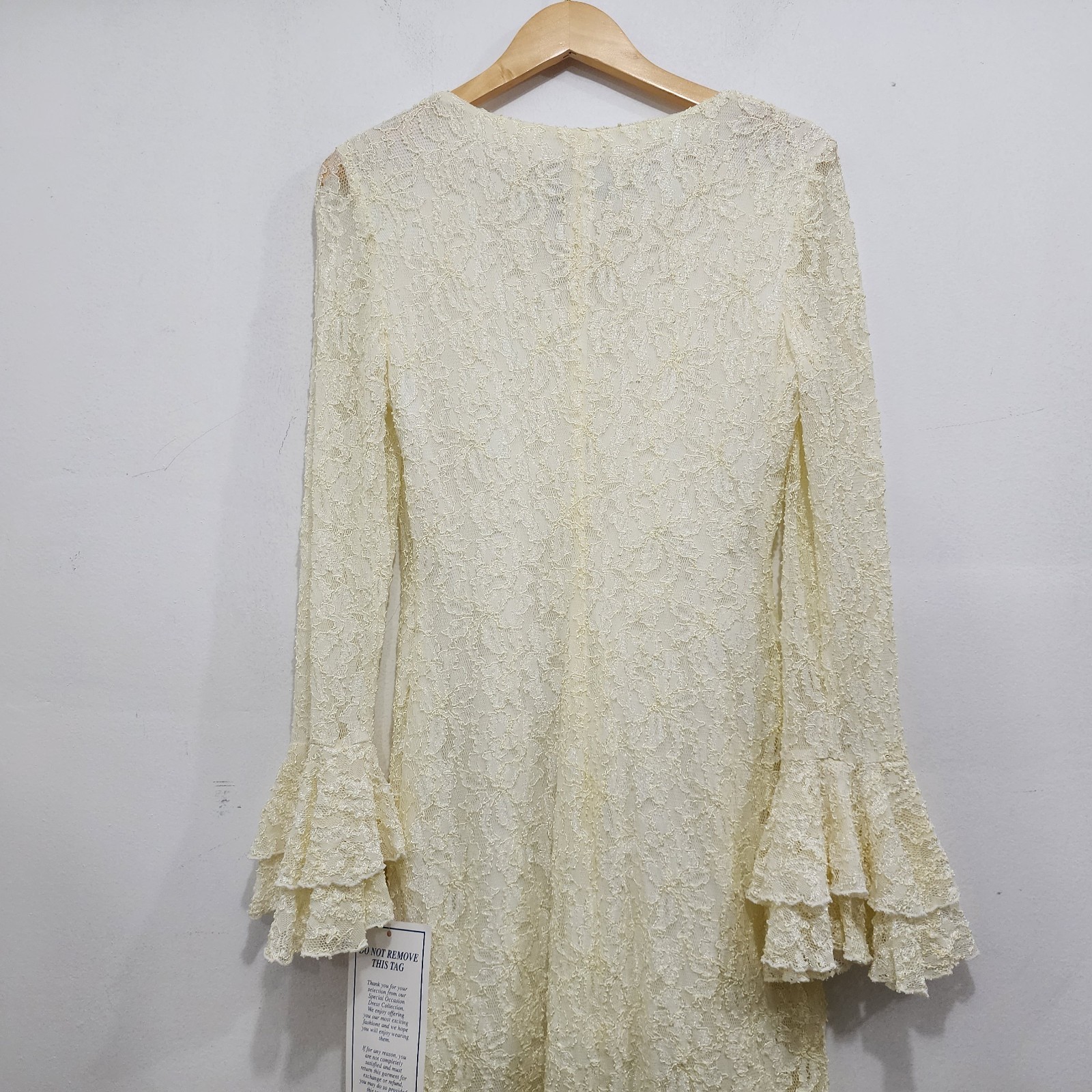 Onyx Nite 90s Vintage Cream Lace Bell Sleeve Mini Dress NEW Womens Sz 8 Stretch