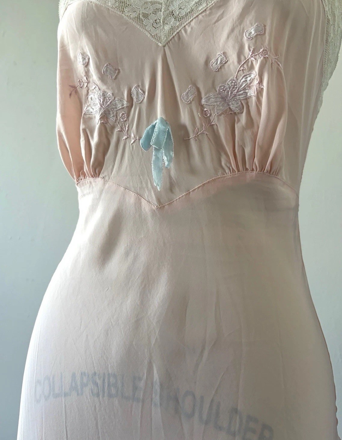 1940s Pink Bias Cut Rayon Slip Dress Floral Embroidery Lace Trim Satin Bow XS