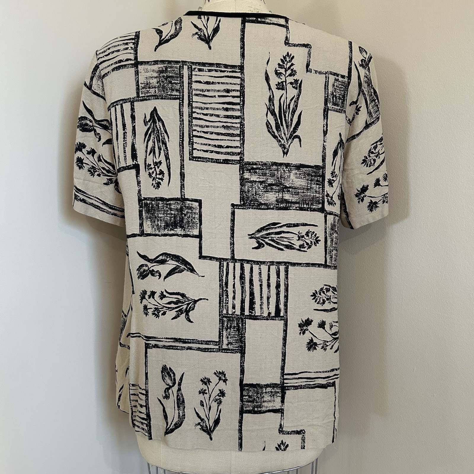 VTG 90s Linen Graphic Blouse Taupe Black Michael Blake Sz L