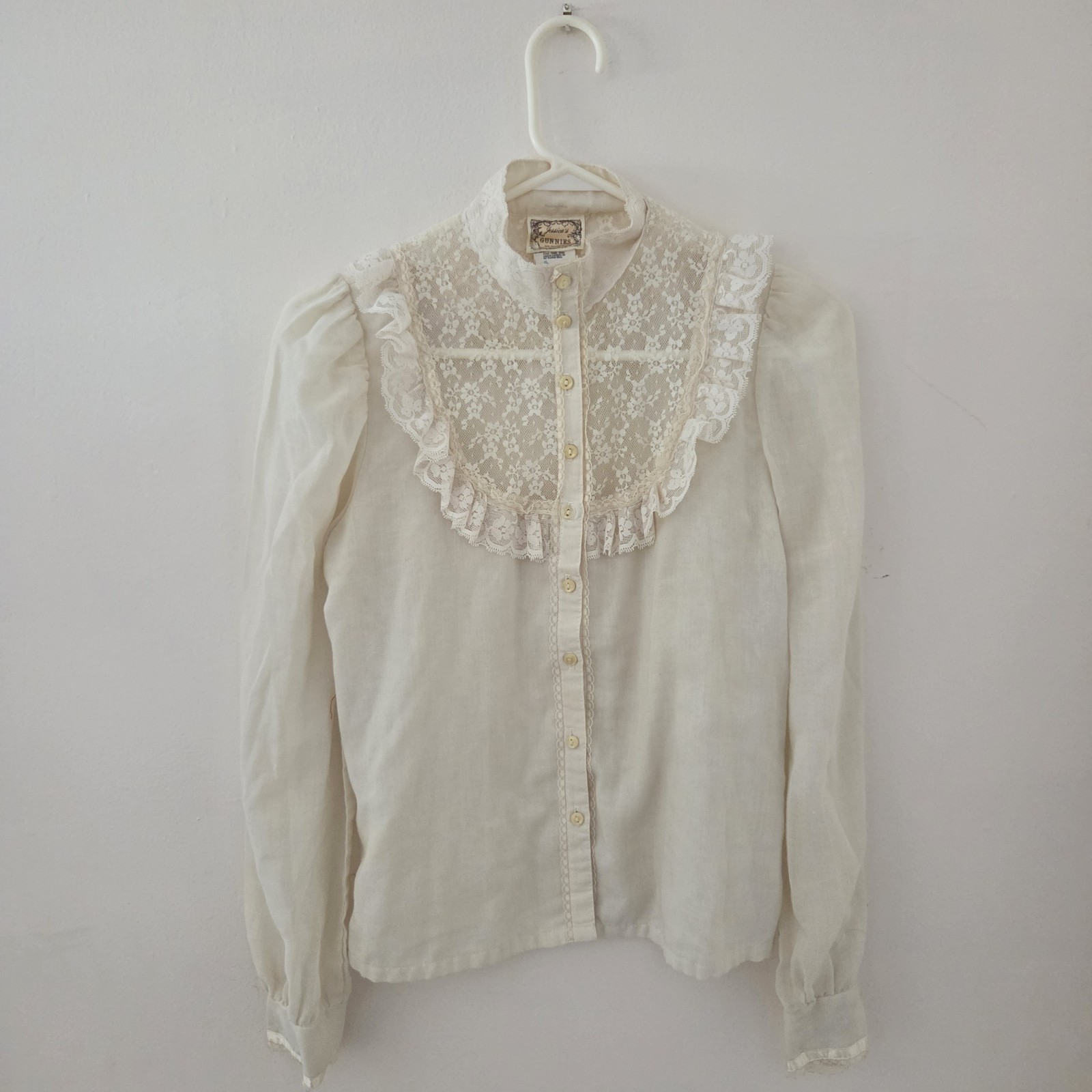 Jessica’s Gunnies Off White Lace Victorian Blouse Button Long Sleeve Size 9