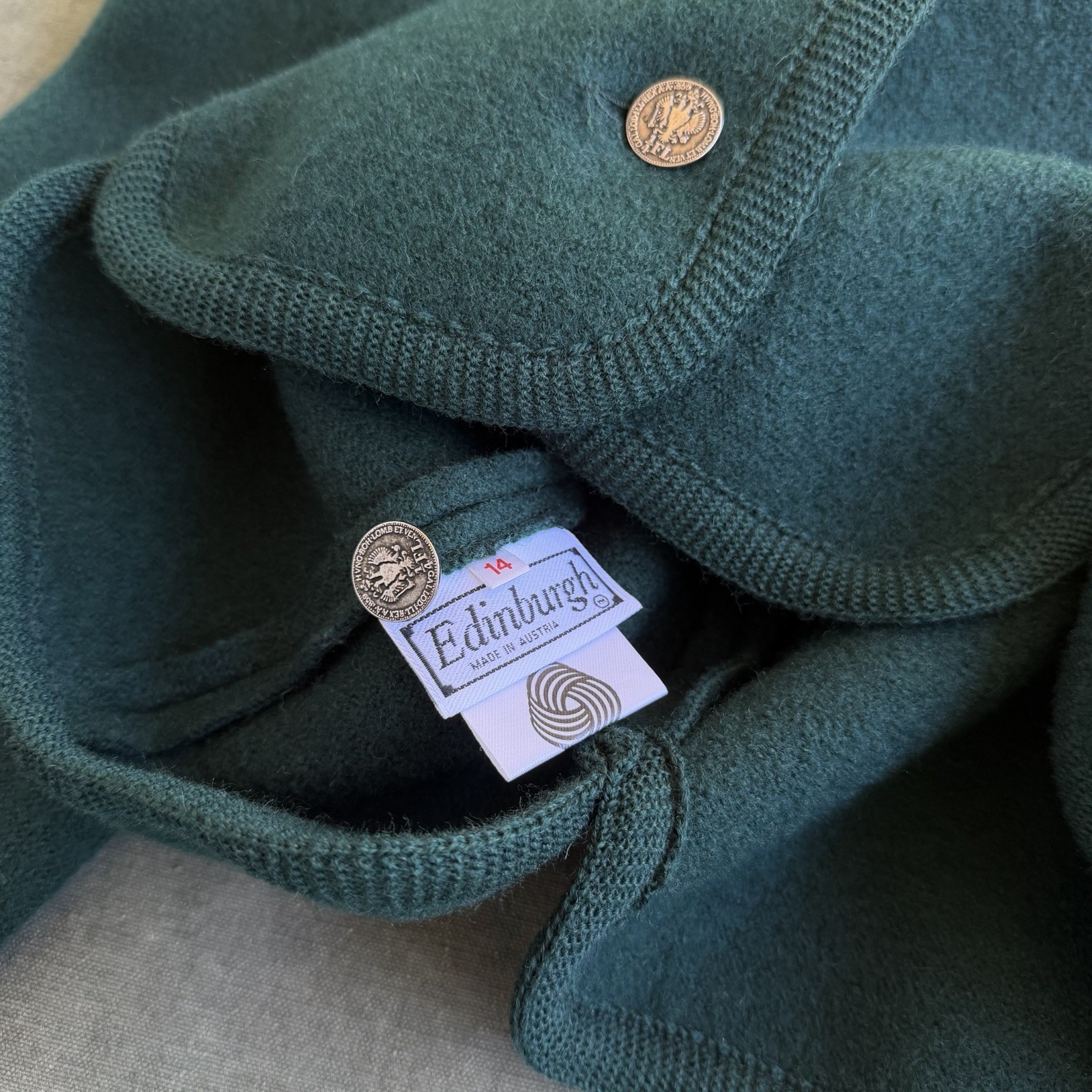 Vintage Edinburgh Wool Sweater Women’s 14 Gold Buttons Made In Scotland 80s