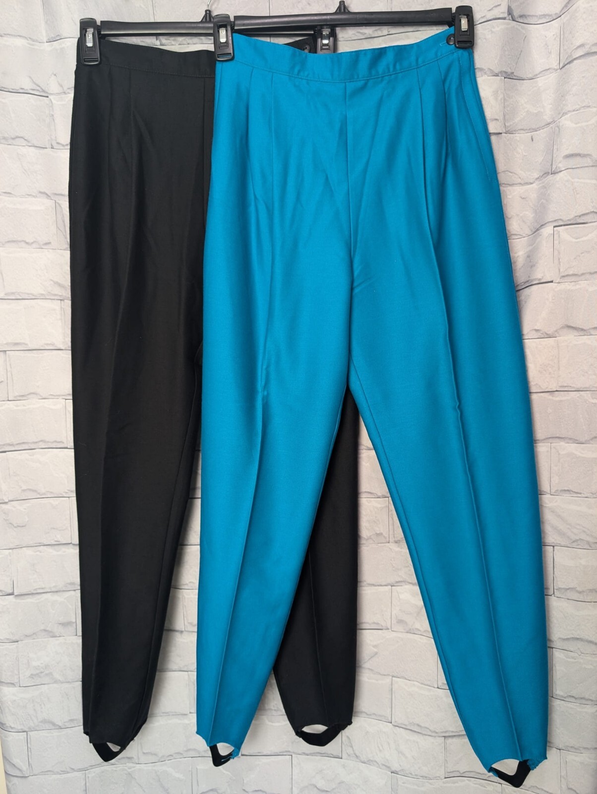 Suburbans Women’s Vintage Lot Of 2 Stirrup Pants Deep Aqua Blue & Solid Black