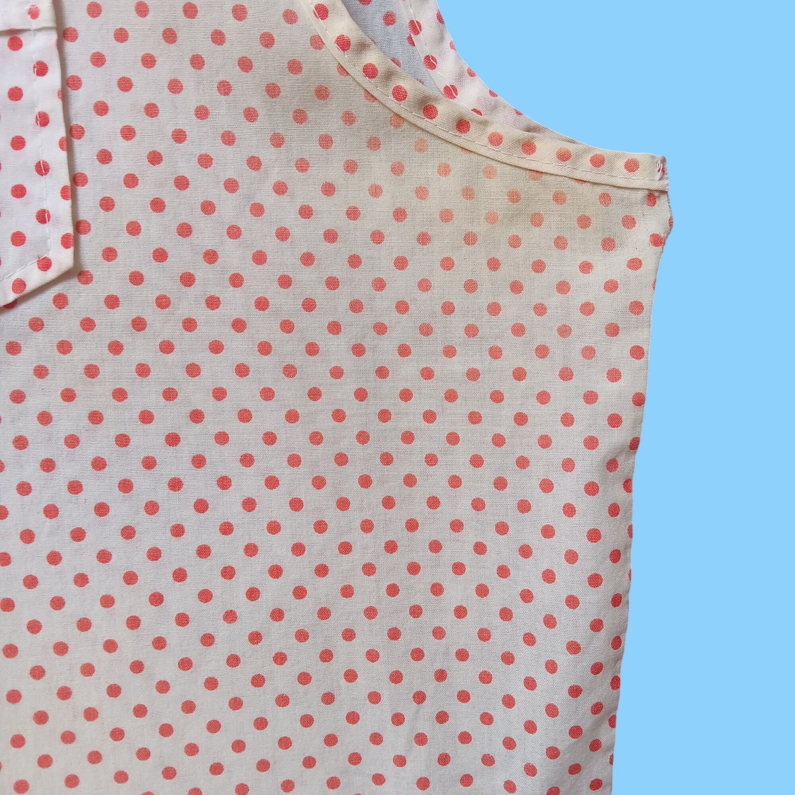 True Vintage Women’s Top Small 1960’s Mod Granny sz 34 White/Pink Polka Dot