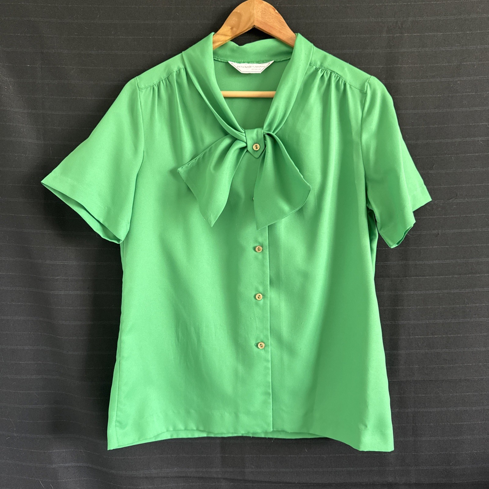 Donovan Galvani vintage green blouse 12 Retro Secretary Mod Academia Bow Front