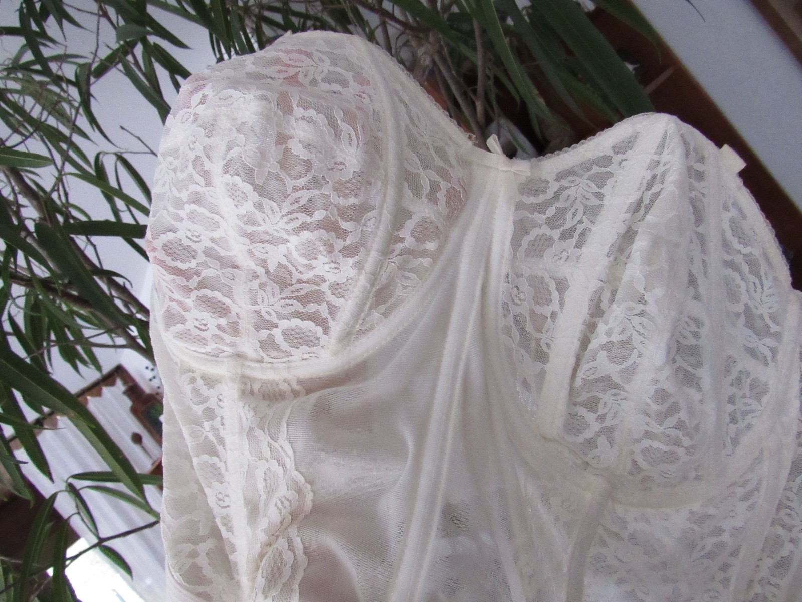 40s 50s vtg Goddess Bustier Longline dress Bra top 42DD White LACE goth lolita L