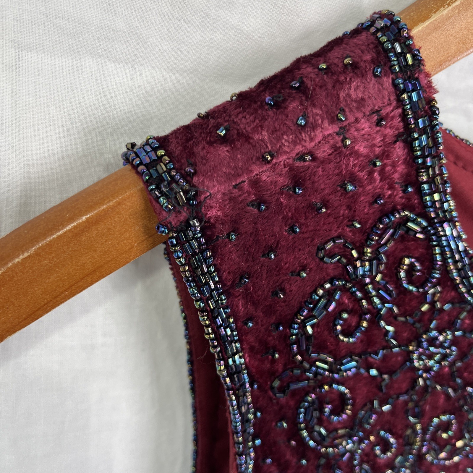 Vintage Paradise NY Beaded Velvet Floral Sleeveless Top Maroon Zip Size Small S