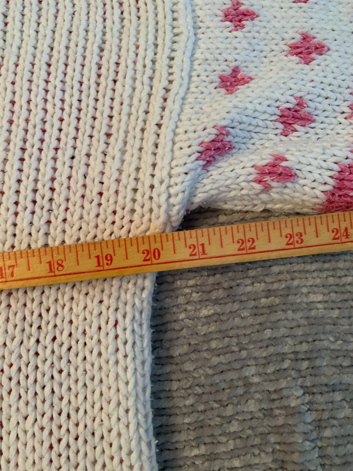 Vtg 80’s Nuovo Industriale Women’s Medium Pink and White Sweater