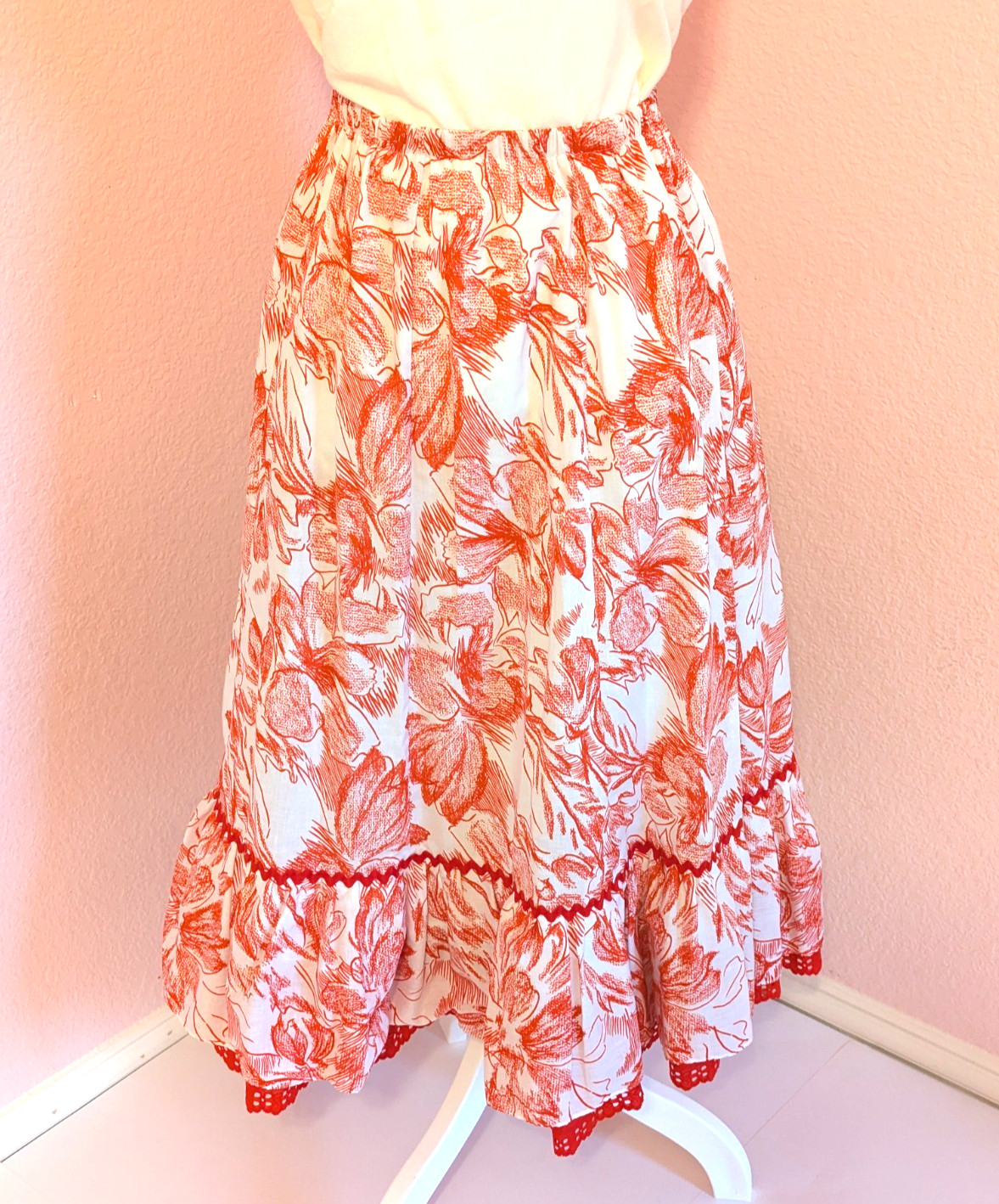 Vintage Carefree Fashions Red Floral Prairie Skirt Lace Made USA S/M/L
