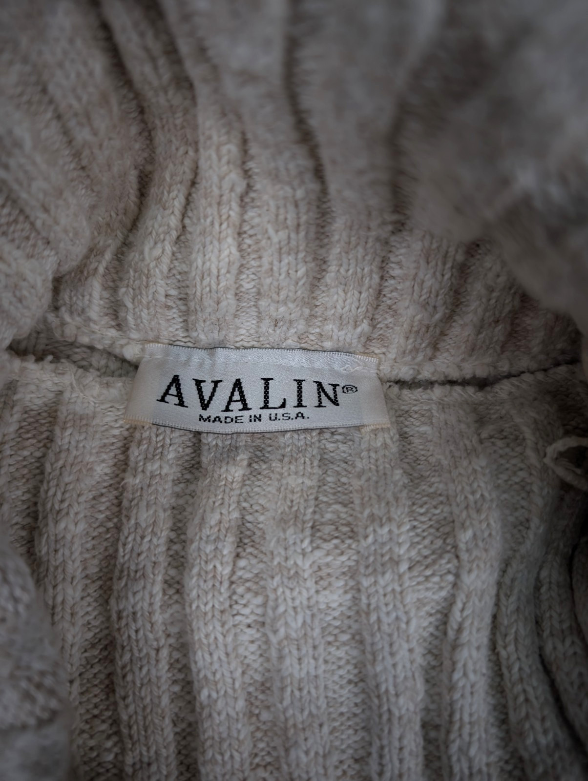 VTG Avalin Sweater Women’s M Beige Heavy Ribbed Turtle Neck Long Sleeve USA
