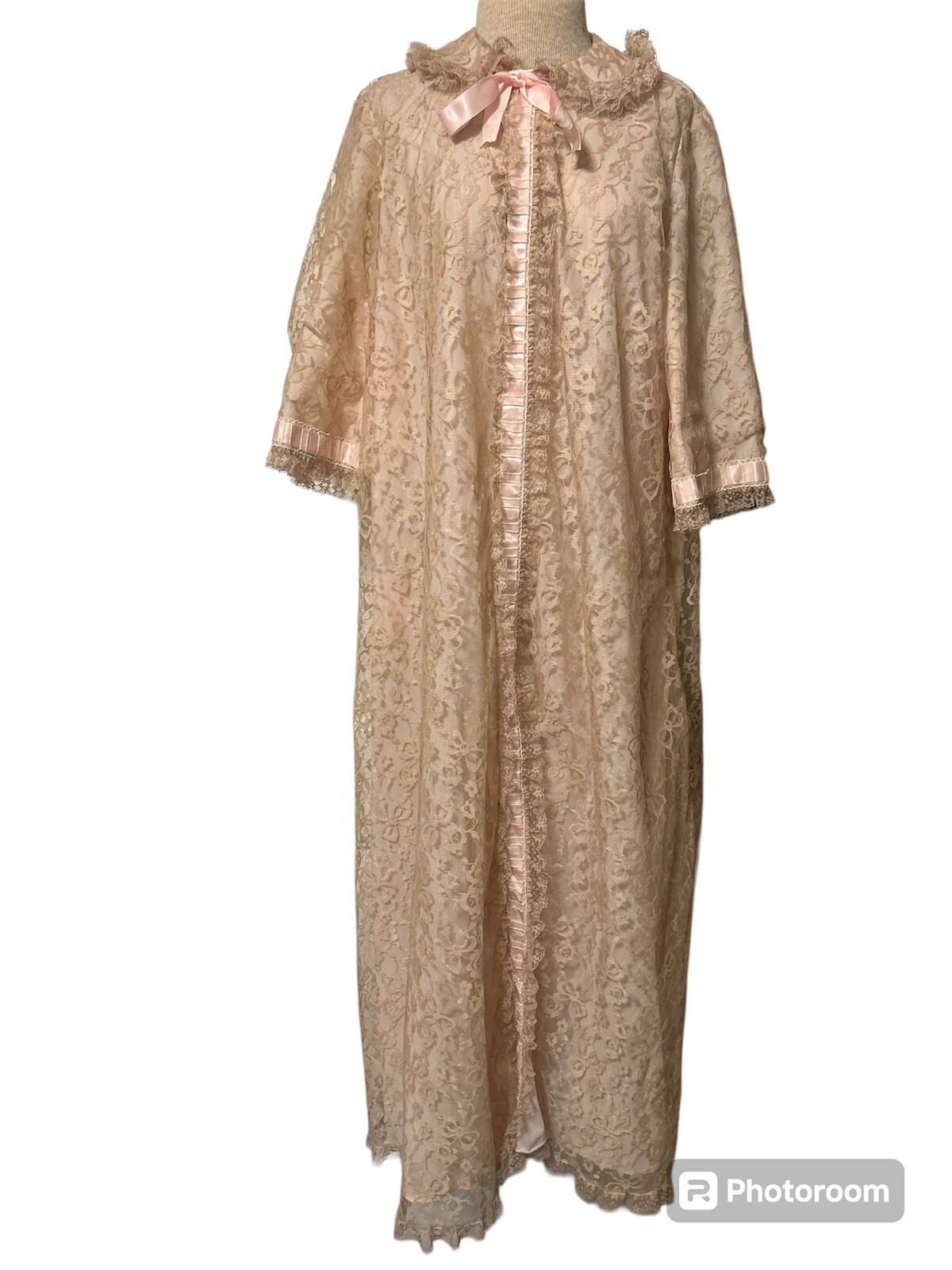 Vintage 60s Odette Barsa Pink Lace Overlay Robe Dressing Gown
