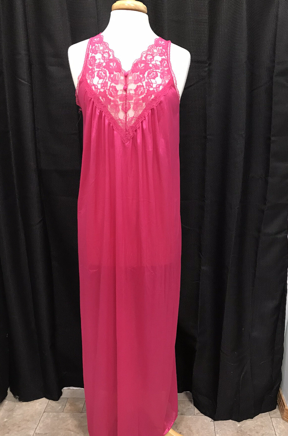 Vtg Vassarette Hot Pink Magenta Nightgown Sleeveless V Neck Small Nylon USA FLAW