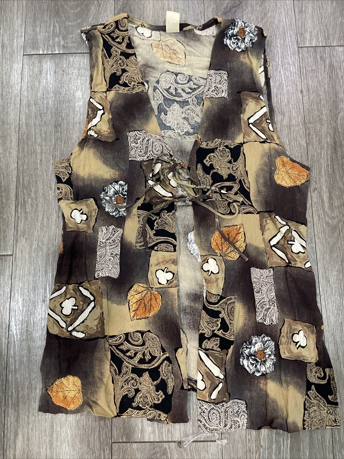 VTG 2 PCS WOMEN’S BLOUSE & SKIRT PANTS SIZE M