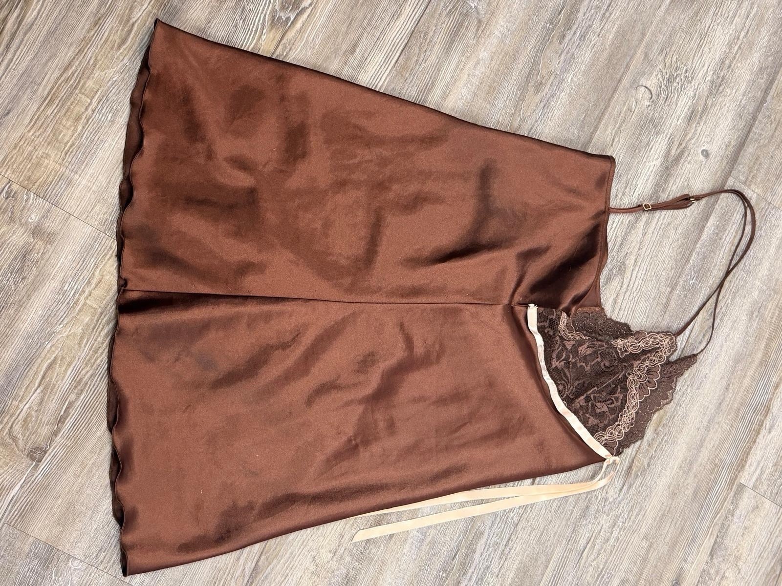 Mis. Andra Lingerie Made in Italy Brown Satin Floral Laced Ribboned Nightdress 2