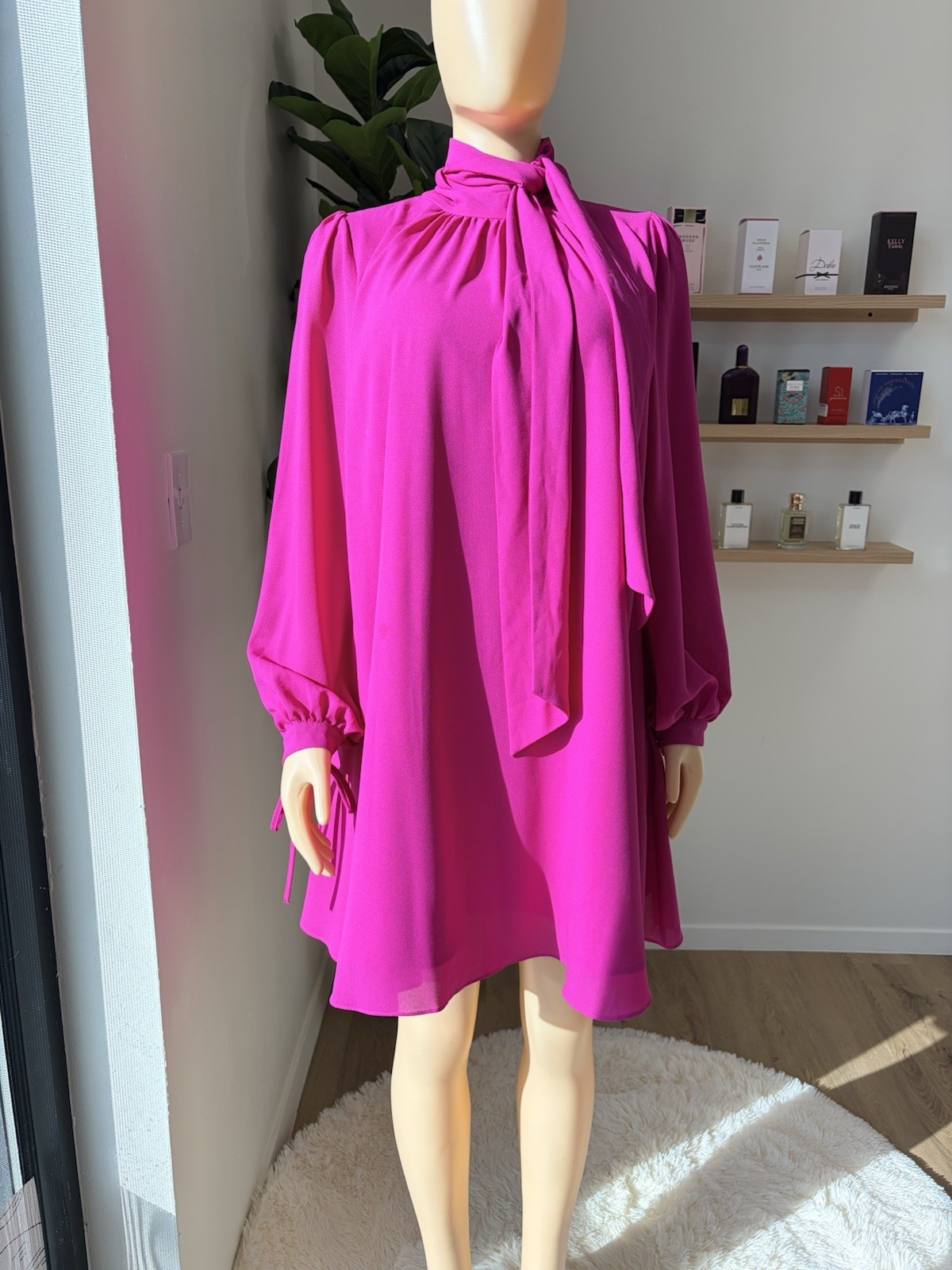 Vintage Pink Shift Dress with Bow Tie Neckline, Long Sleeve, Regular Size