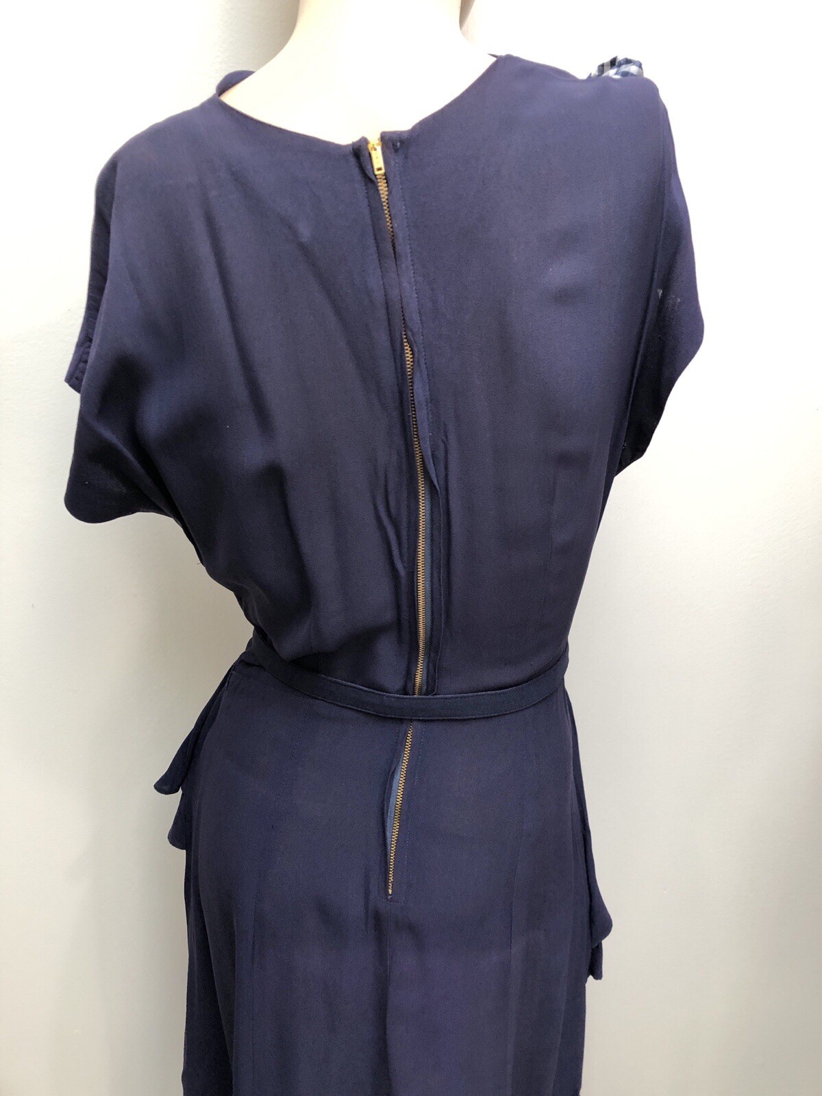 VTG 1940s Rayon Crepe ASYMMETRIC Waterfall PEPLUM Swing Dress *GINGHAM Accents