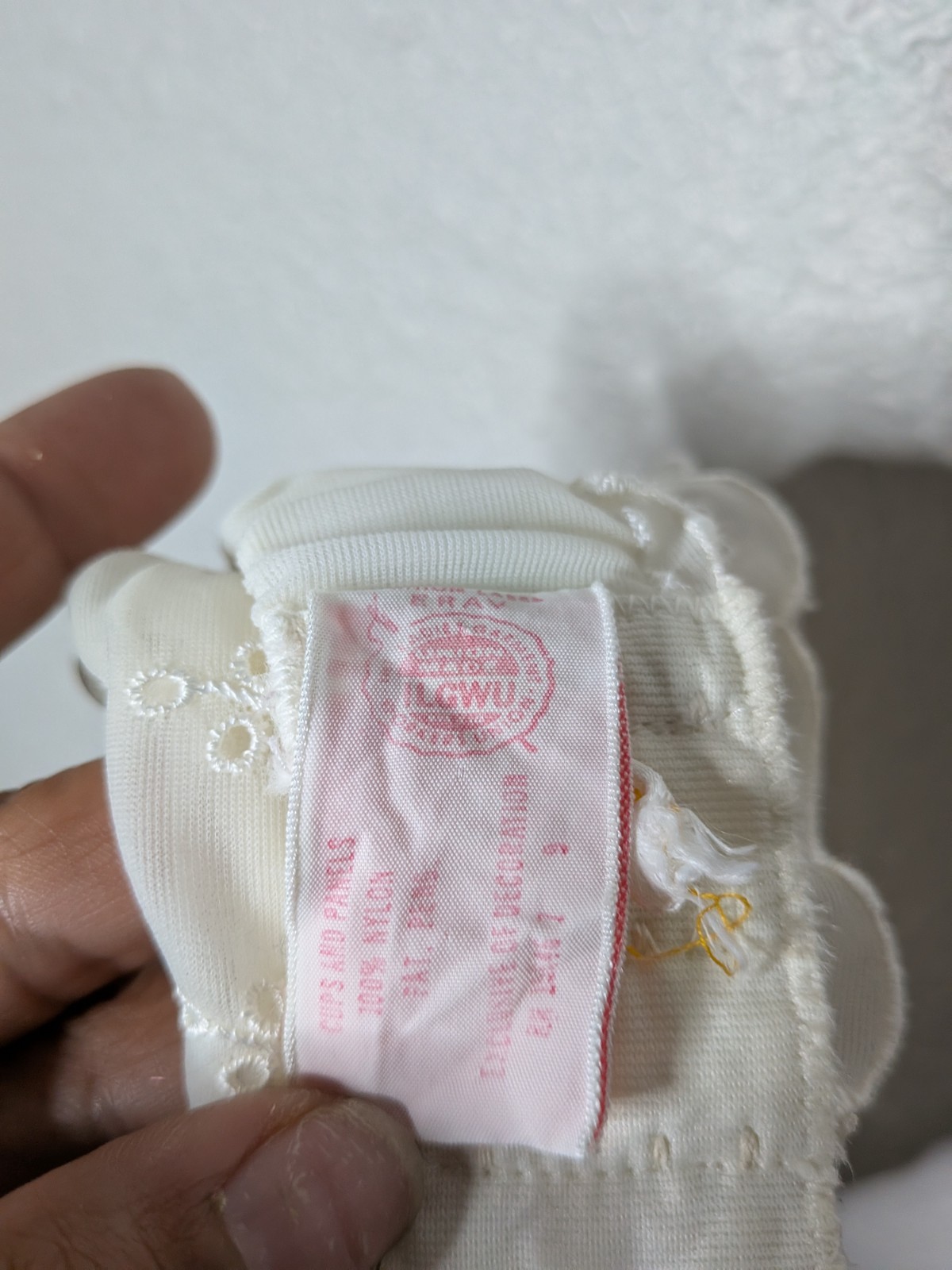 Lily of France White Vintage 70s Coquette Eyelet Lace Floral Wireless Bra 32B