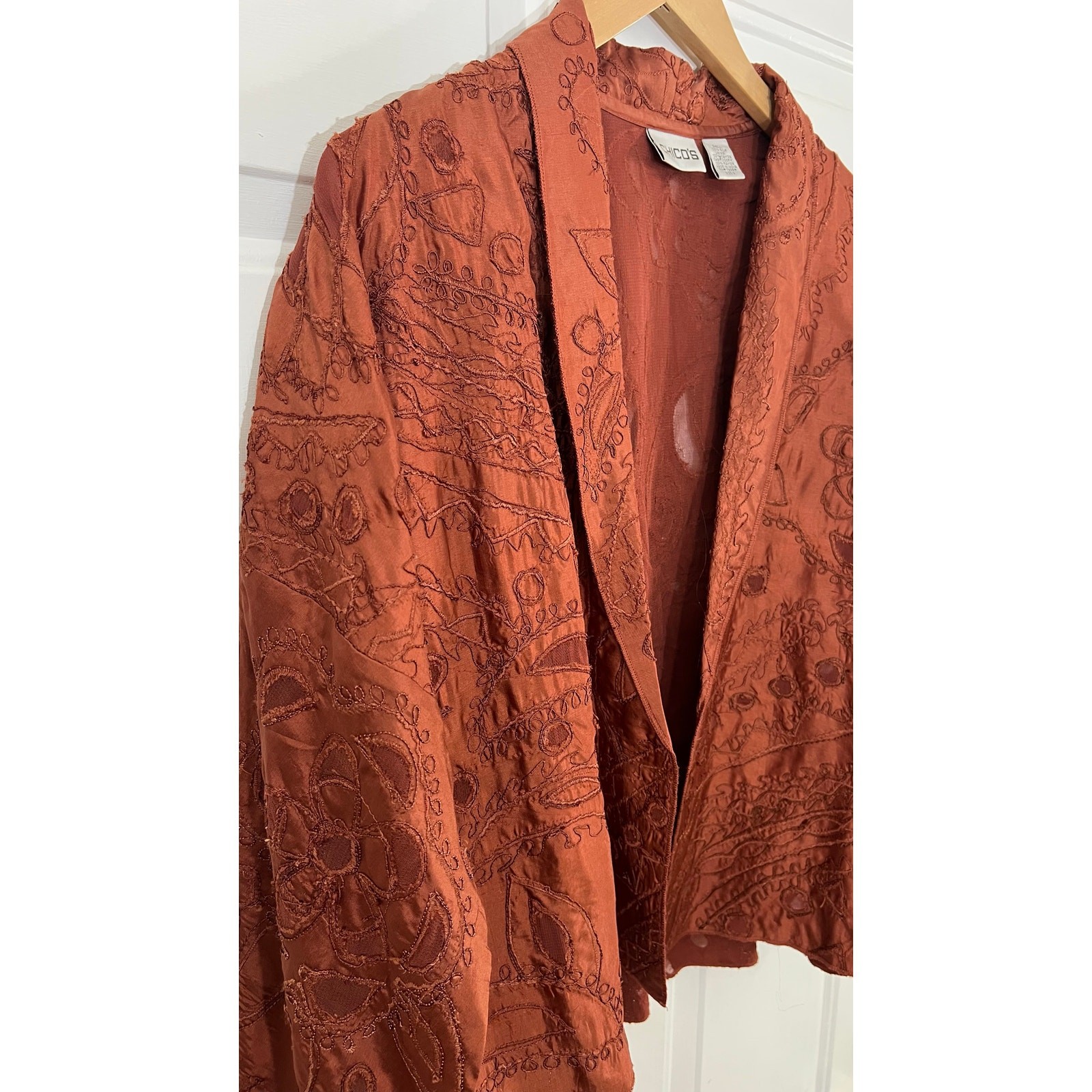 Vtg 90s Chico’s Design 100% Silk Embroidered Jacket Rust Art to Wear OS