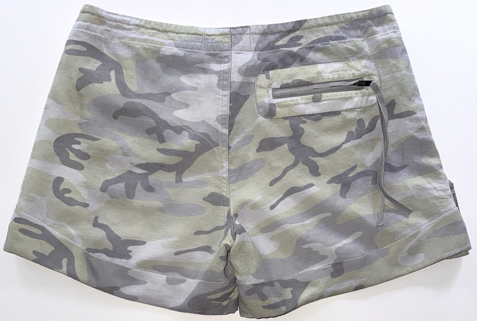RARE Y2K Juicy Couture Low Rise Camo Cargo Chino Shorts Size 2 EUC Linen Blend