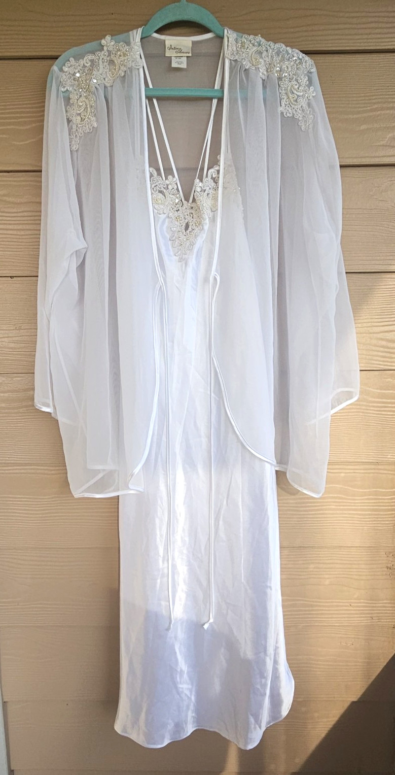 Vintage Intimo Amore White Beaded Satin Bridal Nightgown Sz XL & Sheer Robe Sz L