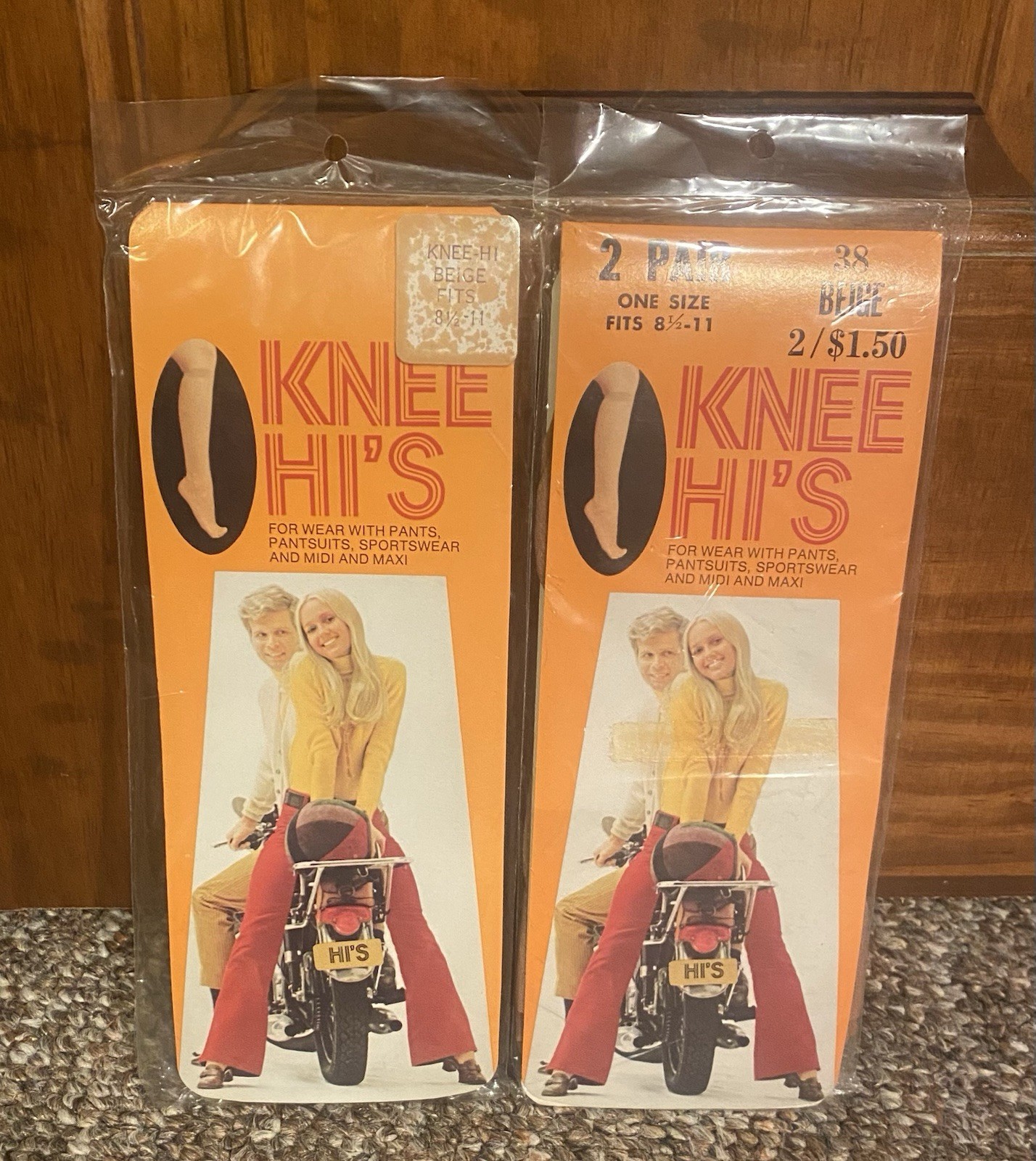 Knee Hi’s nylon stockings vintage 1970s Beige (2) One Size 81/2 – 11