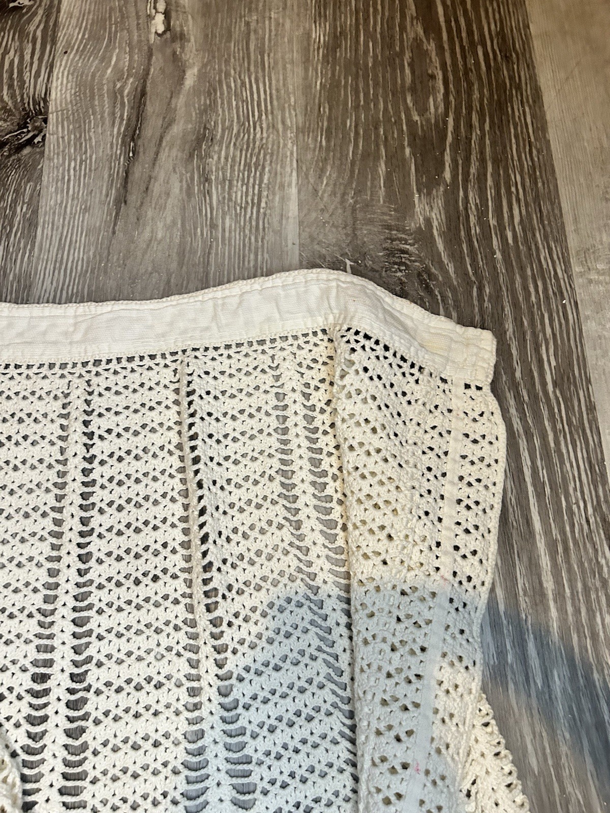 Young Ladies Vintage Crochet Over Skirt. Handmade. Lovely Piece. XS/S