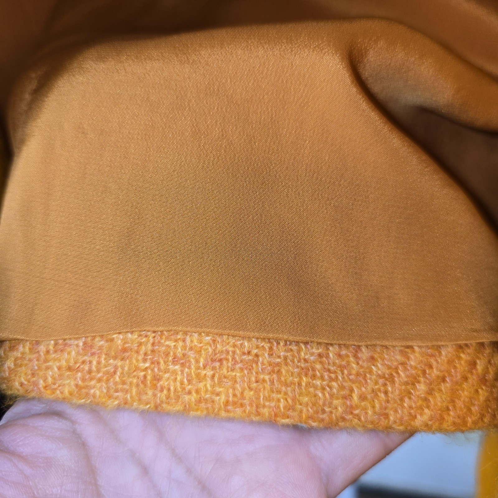 Vintage 1960s Women’s Rust Yellow Bouclé Wool Skirtsuit Mad Men Size 12