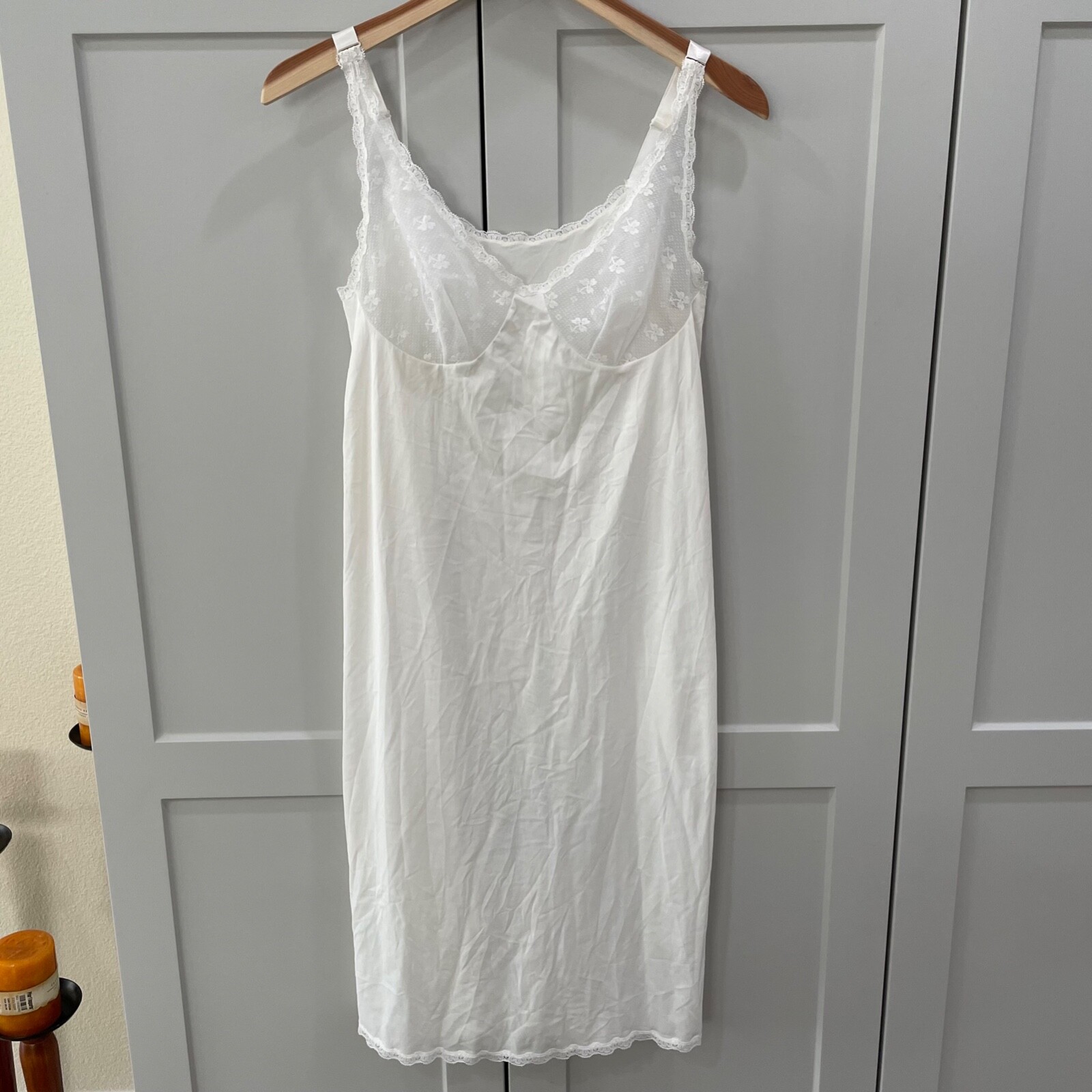 Vintage Slip Vanity Fair Women’s 34 Large Lingere White Lace Adjustable Strap