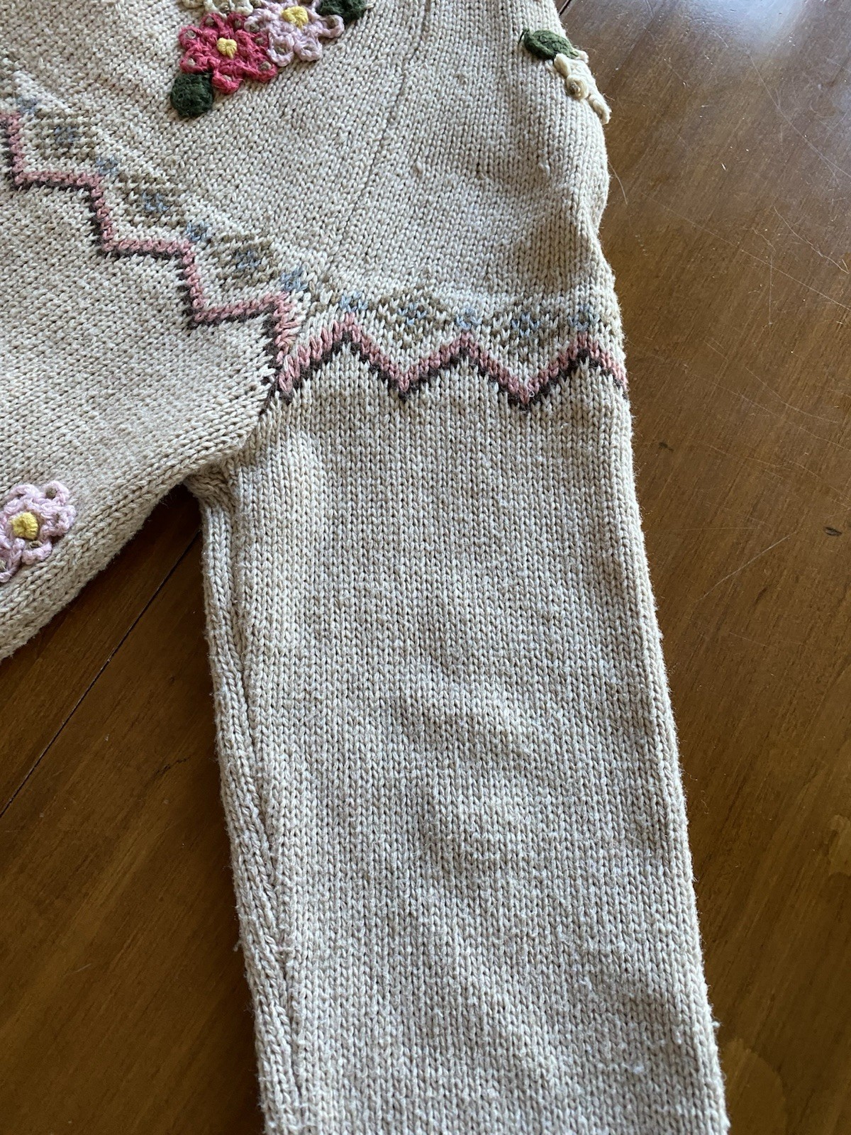 Cardigan Sweater Vintage Knitted Floral Off White Cream Color
